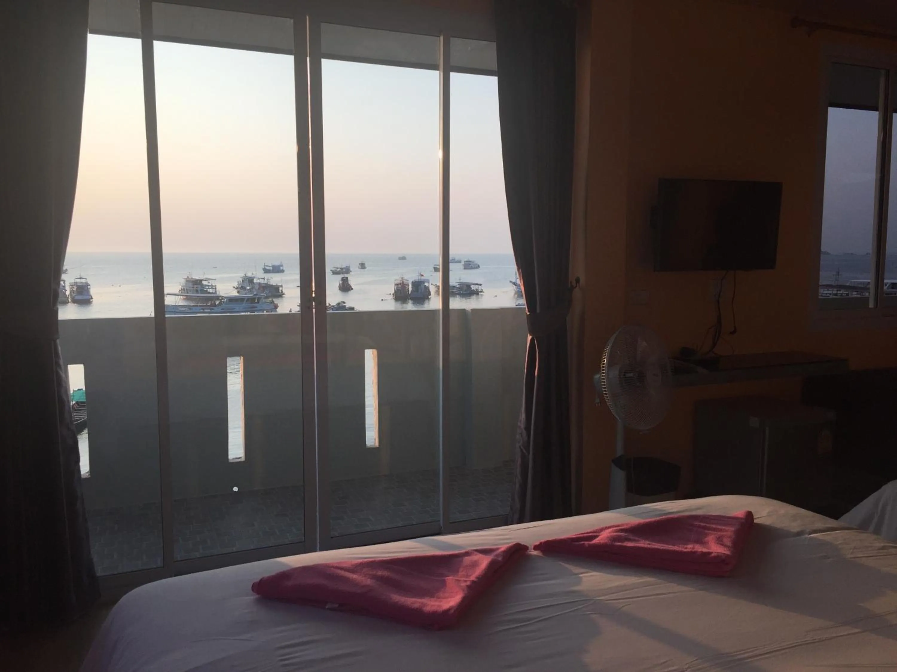 Sea view, Bed in Bro&Sis Place