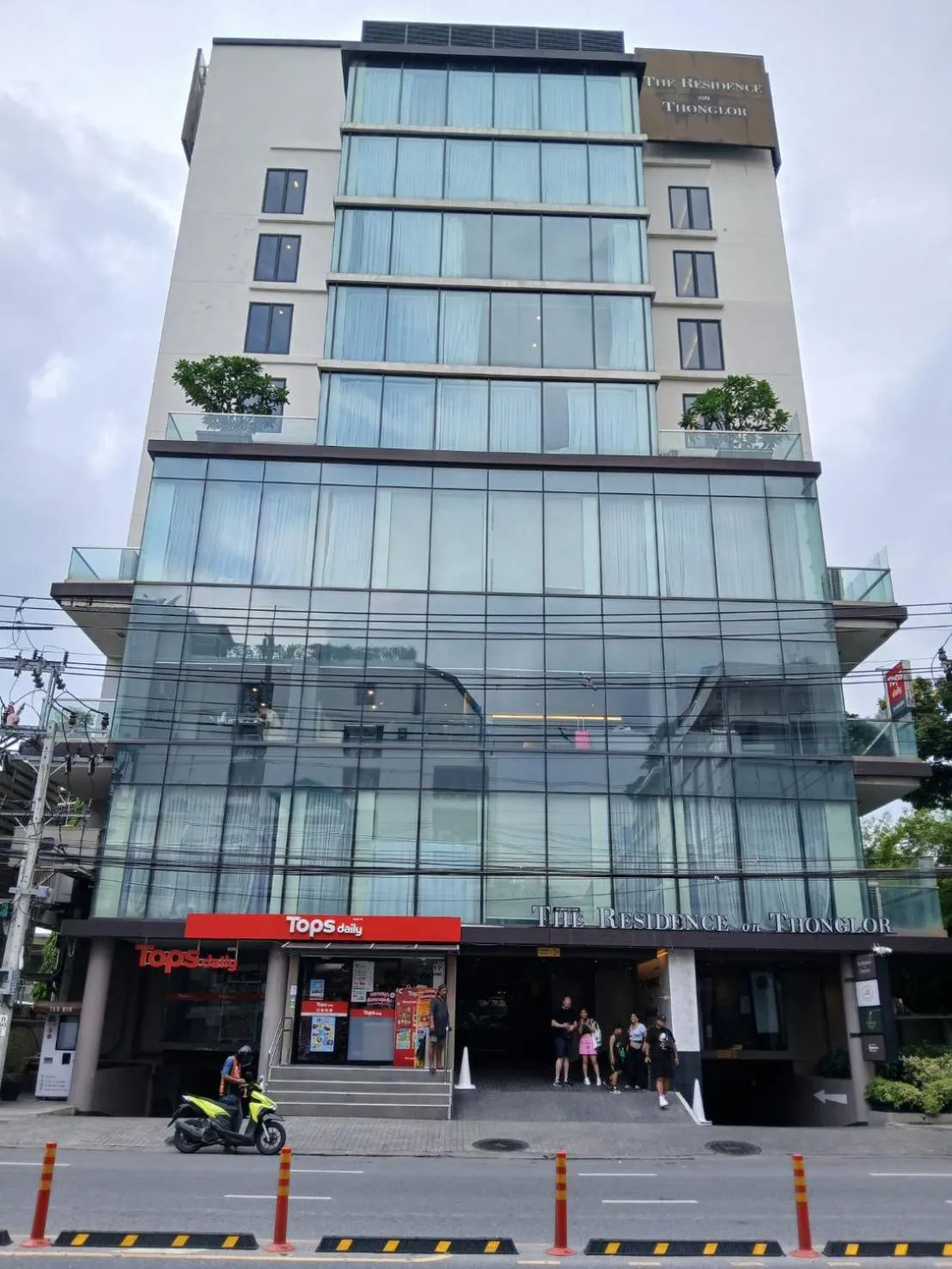 Property building in The Residence on Thonglor by UHG