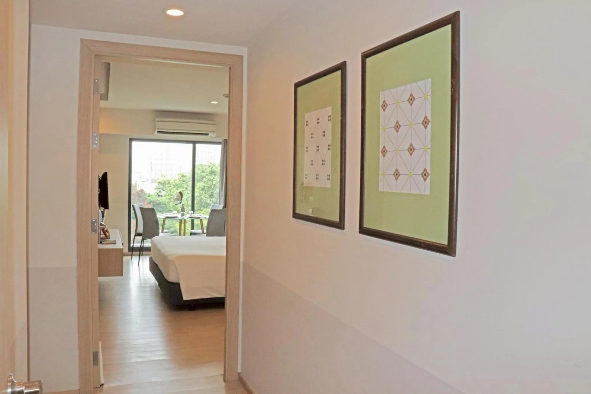 Bed in The Residence on Thonglor by UHG