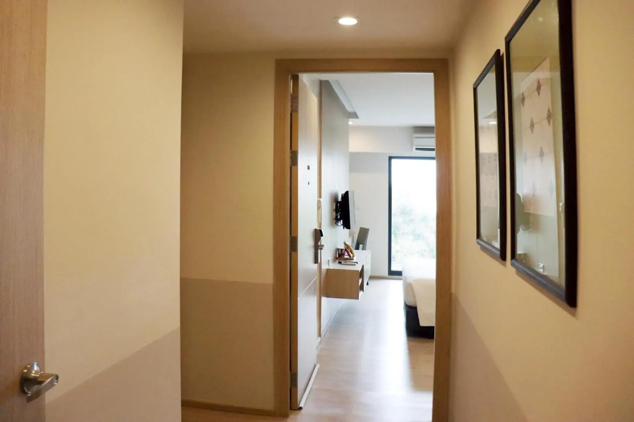 Family Room in The Residence on Thonglor by UHG Family Room in The Residence on Thonglor by UHG