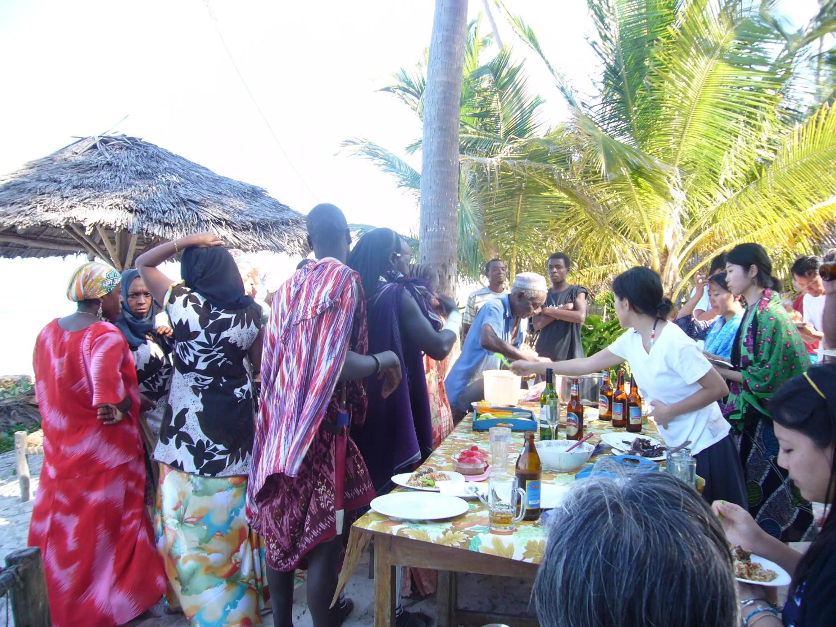 Food and drinks in Paradise Beach Bungalows