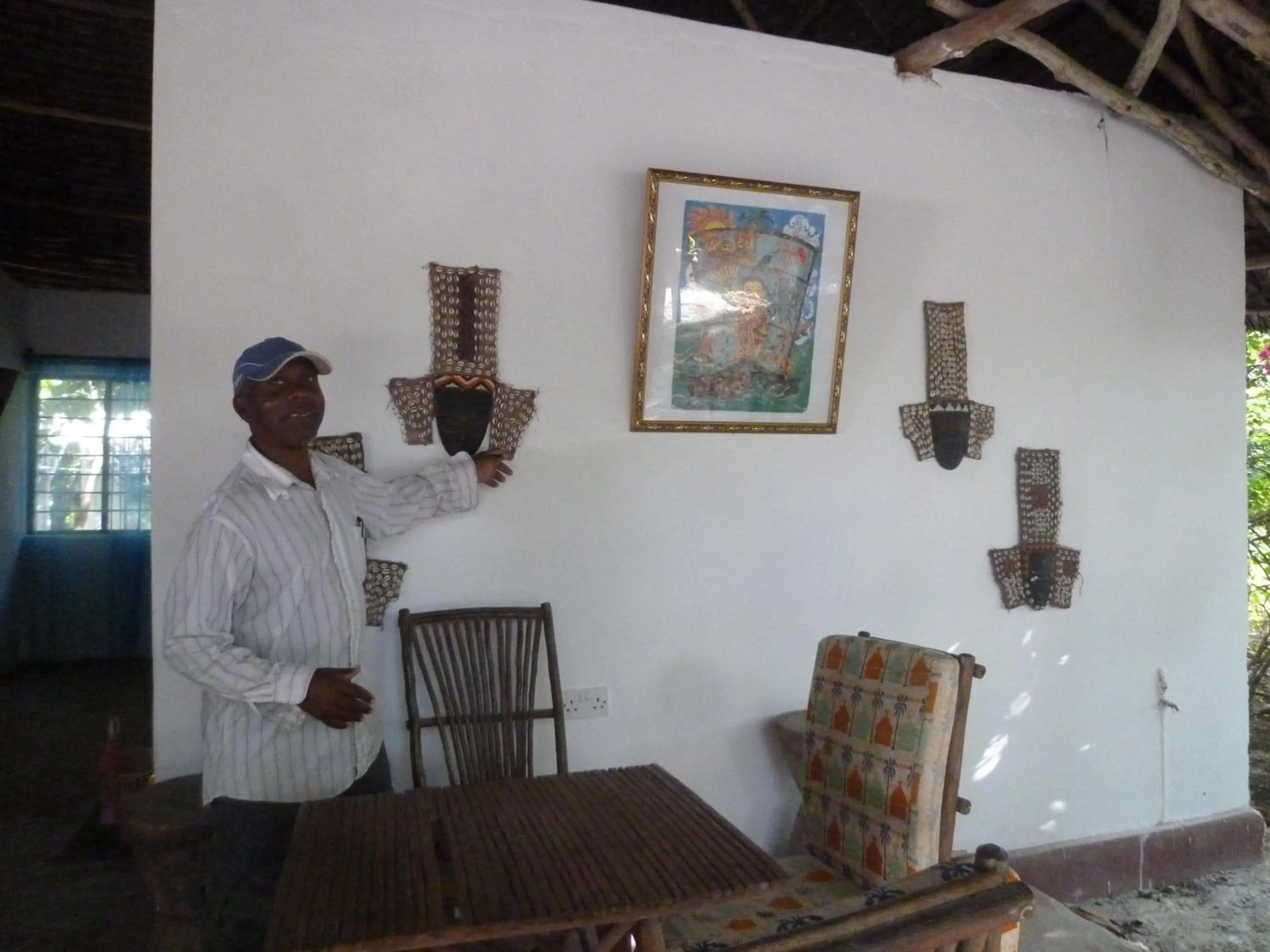 Property building in Paradise Beach Bungalows