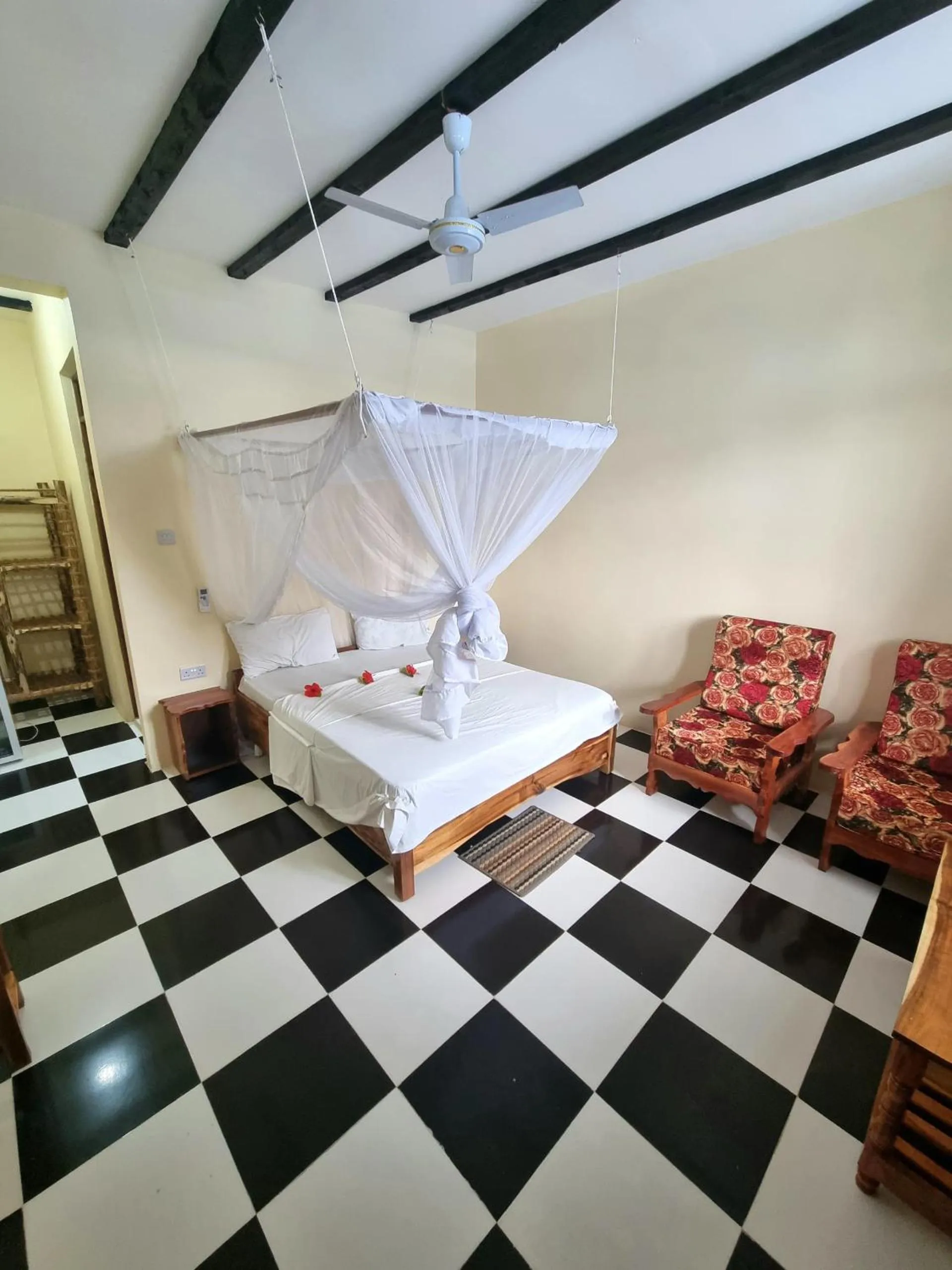 Bedroom, Bed in Kigwedeni Villas