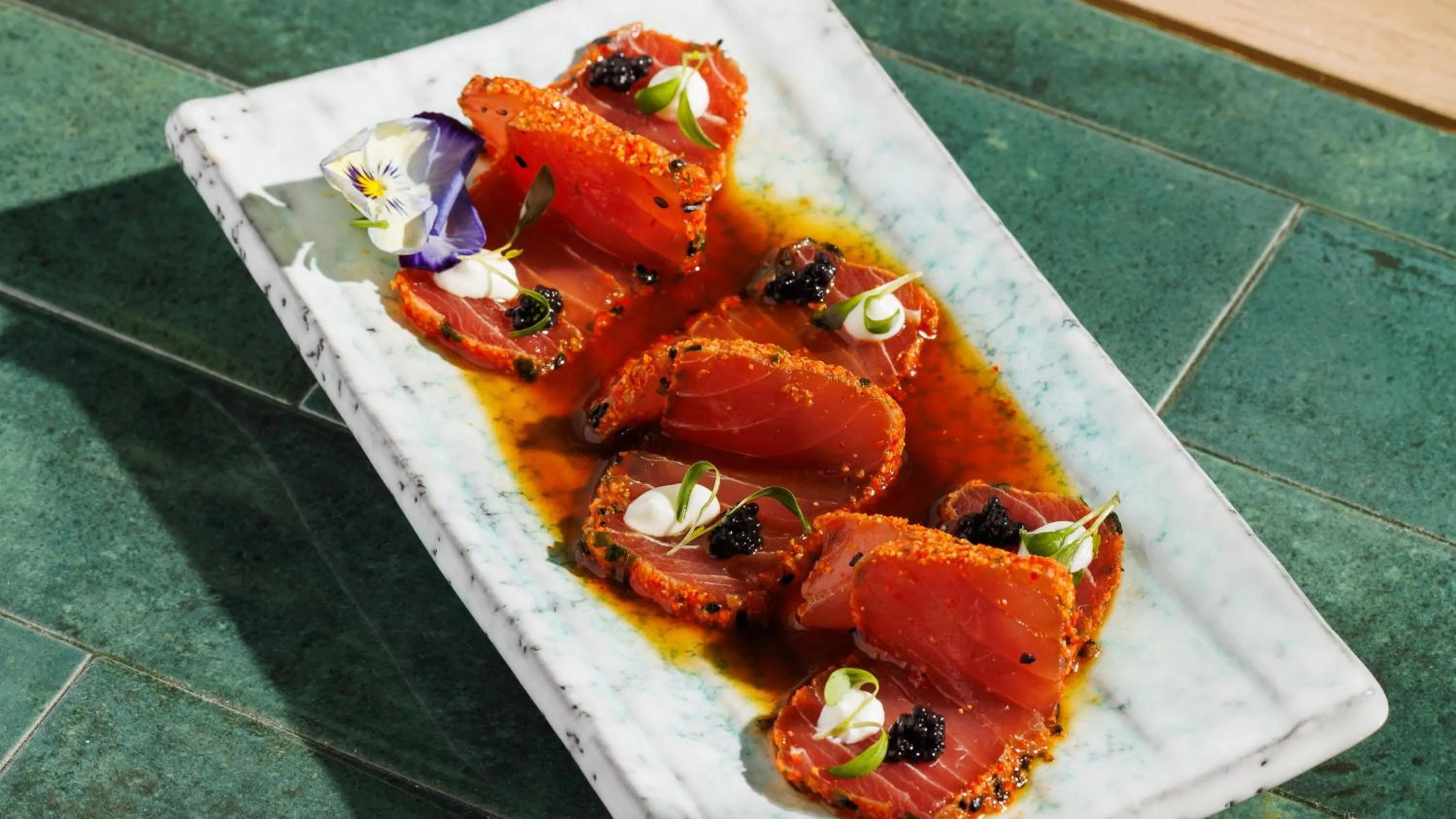 Restaurant/places to eat in Ciel Dubai Marina, Vignette Collection by IHG