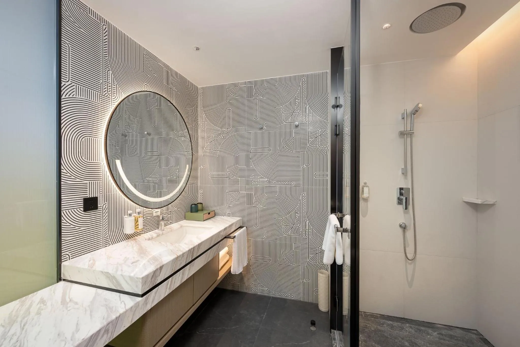 Photo of the whole room, Bed in Holiday Inn Fuzhou Exhibition Center