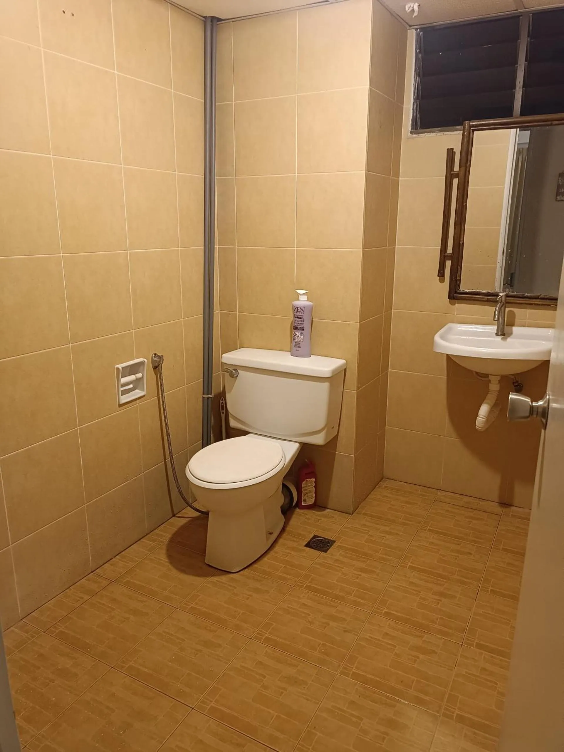 Toilet in Sri Sayang Resort Apartment