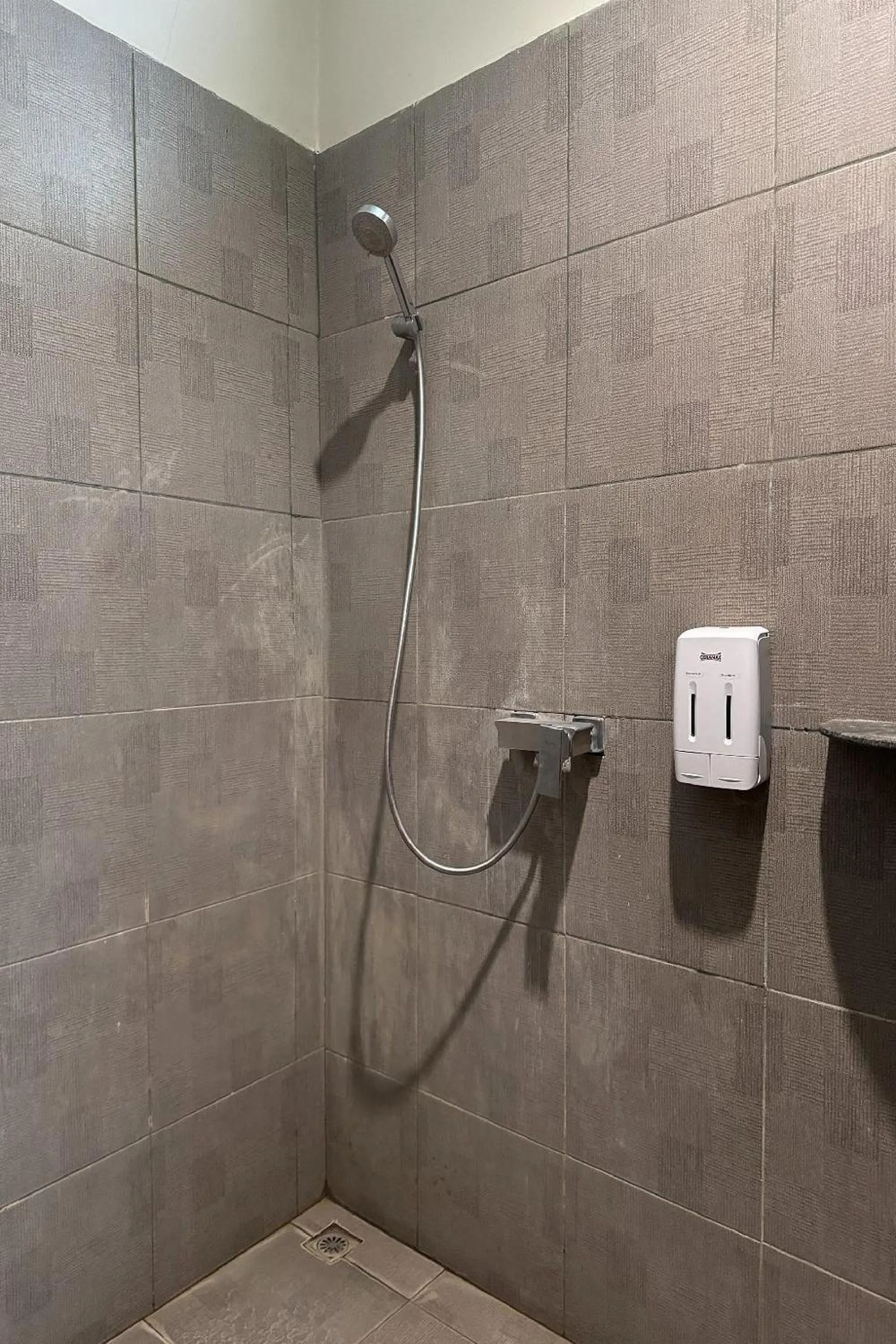 Bathroom in Senggigi Cottages Lombok