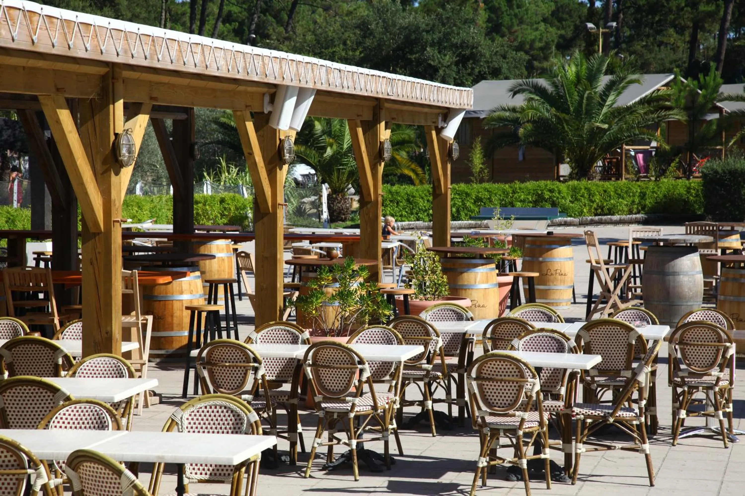 Restaurant/places to eat in Naturéo