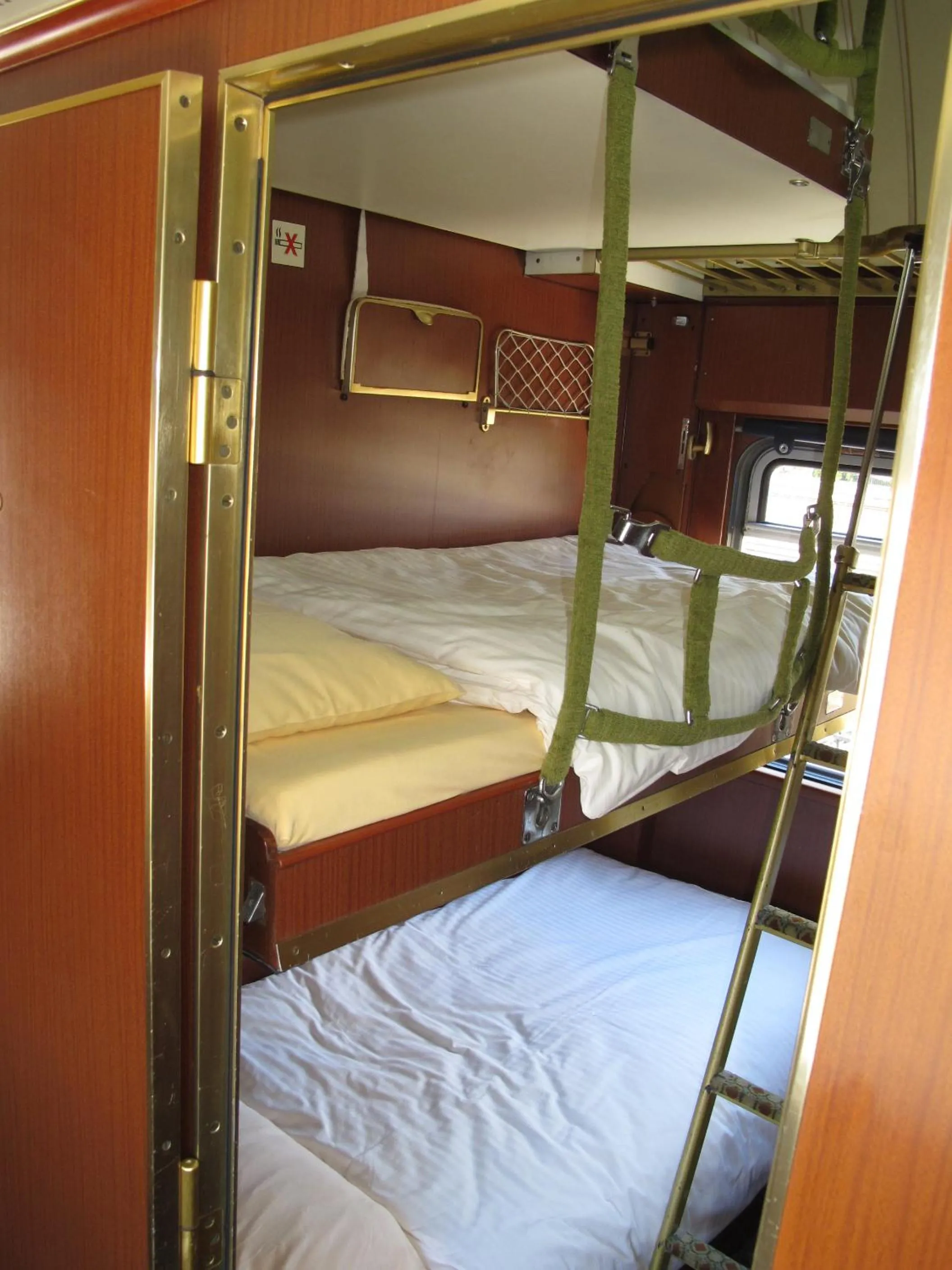 Bed in Train Lodge Amsterdam