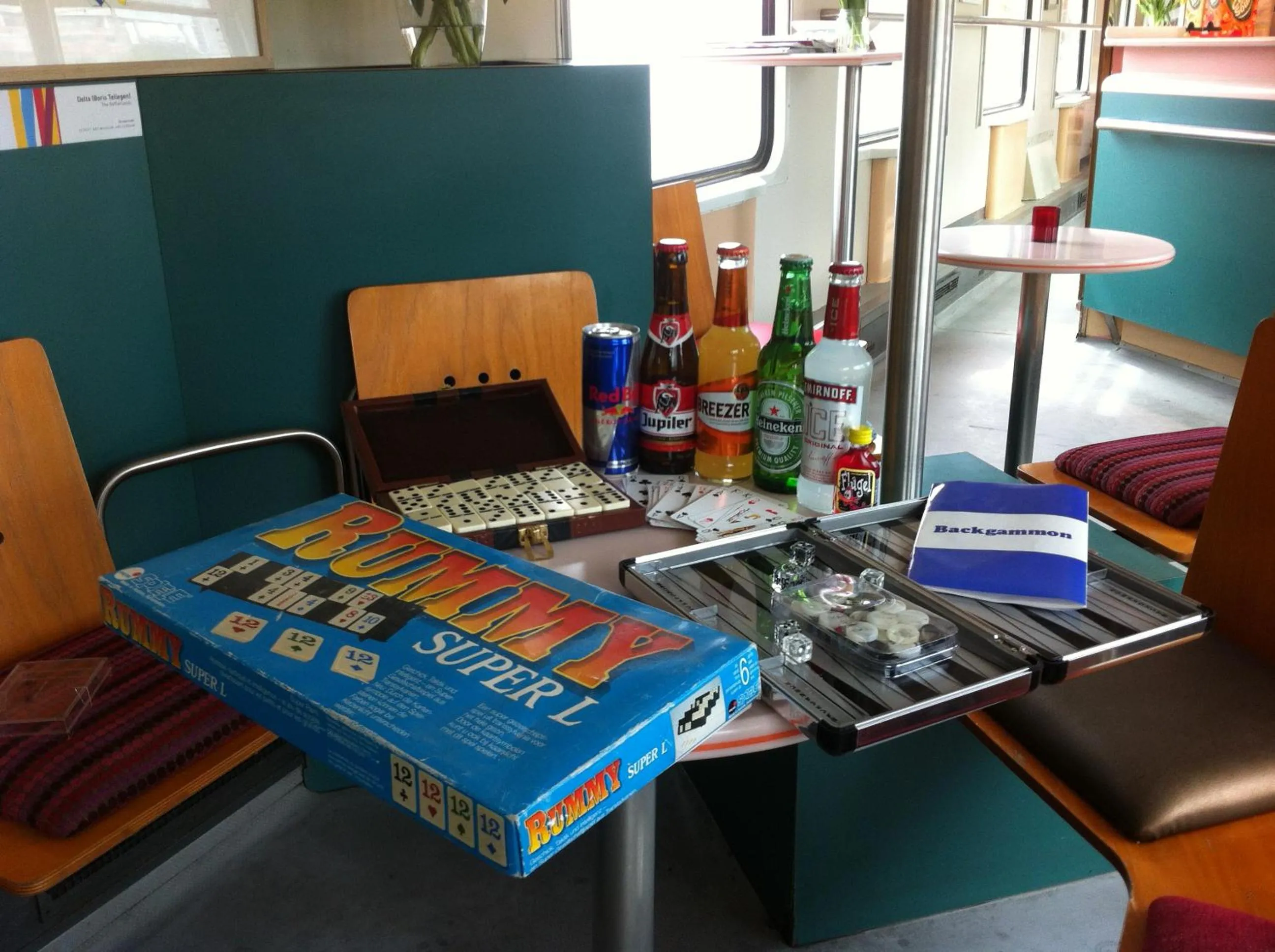 Communal lounge/ TV room in Train Lodge Amsterdam