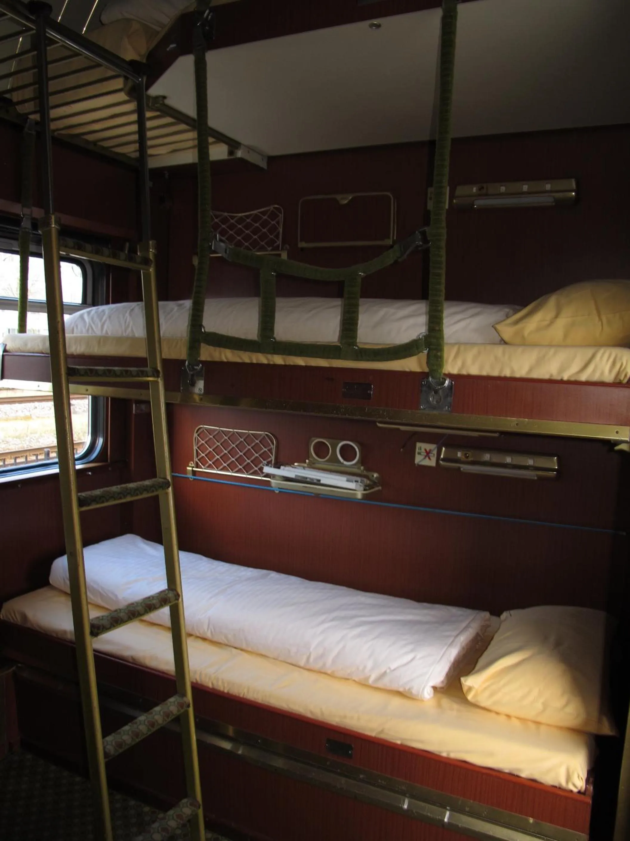 Bed in Train Lodge Amsterdam
