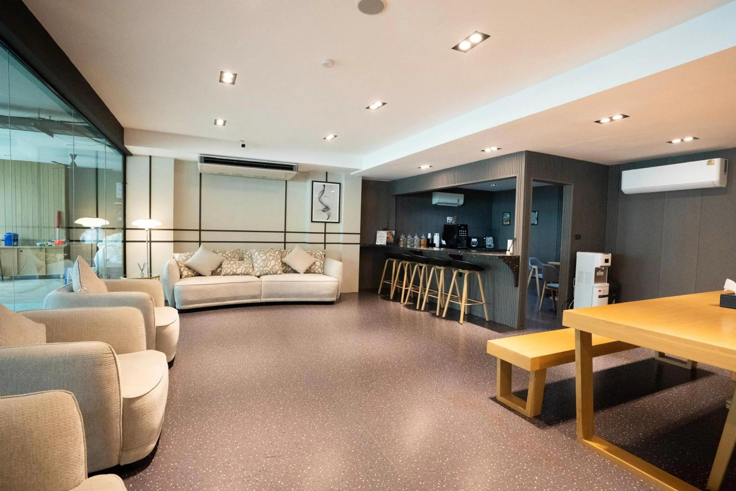 Infinite Hotel-Ratchada