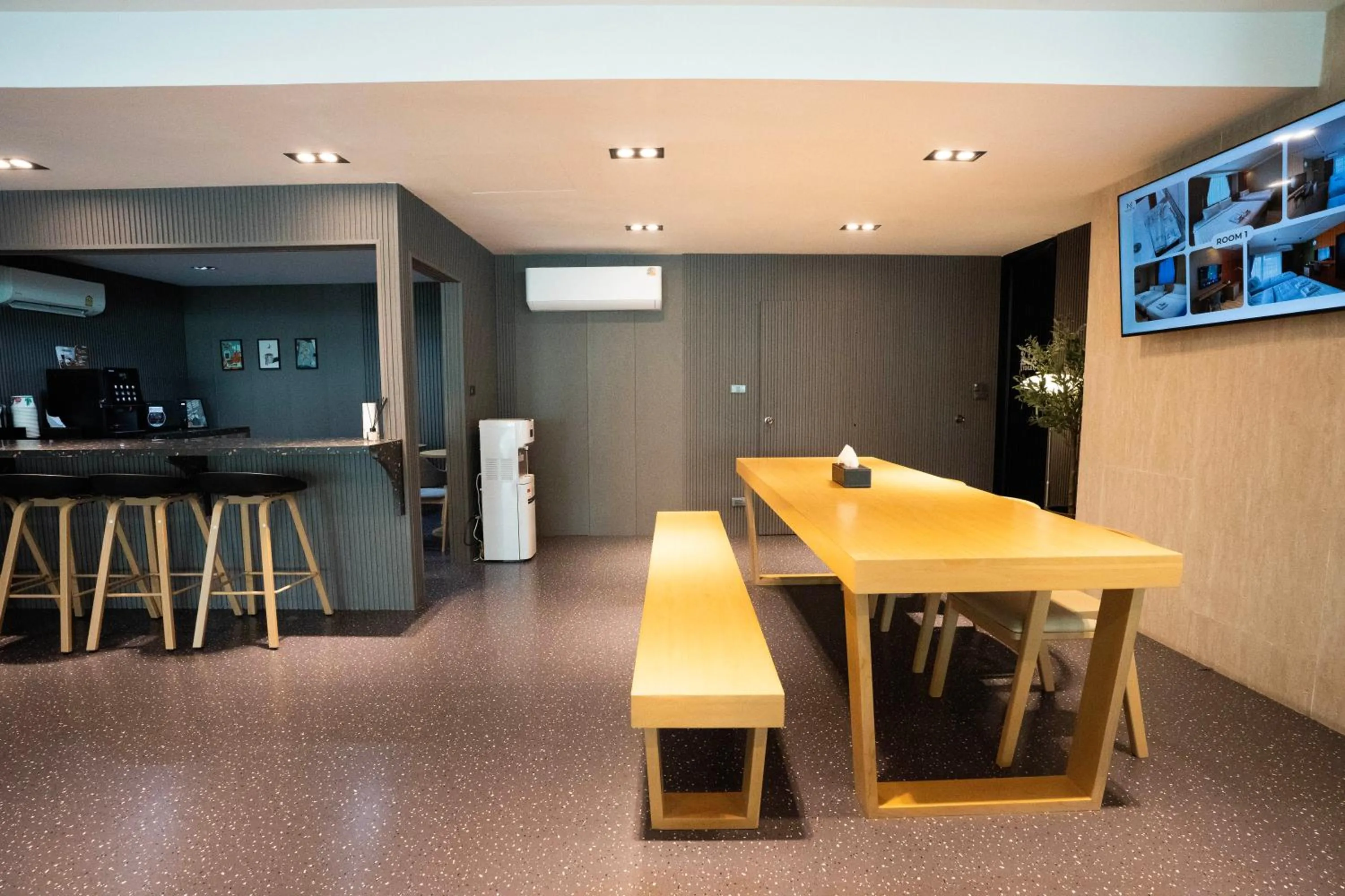 Infinite Hotel-Ratchada