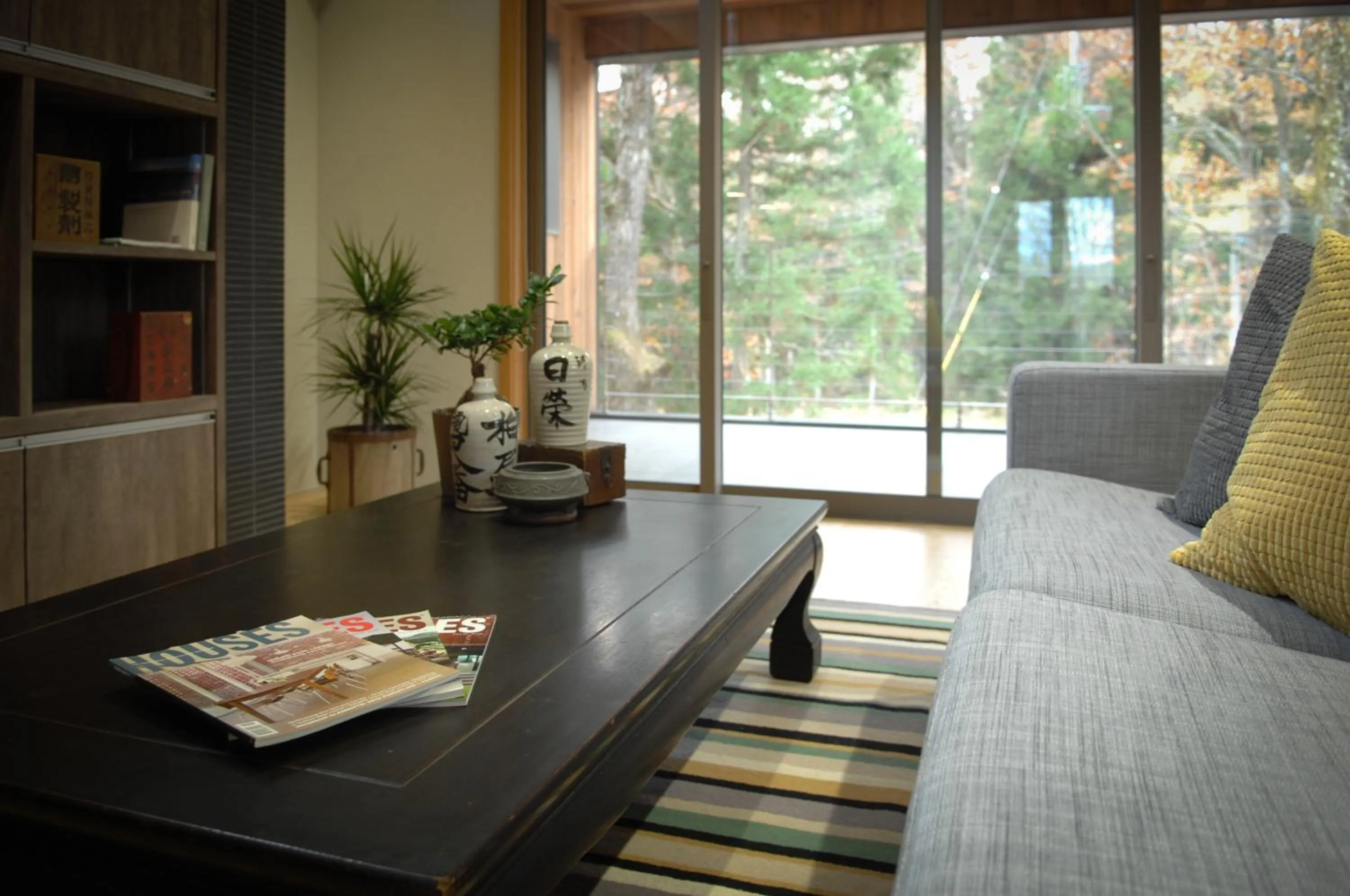 Communal lounge/ TV room in Phoenix Cocoon by HHG