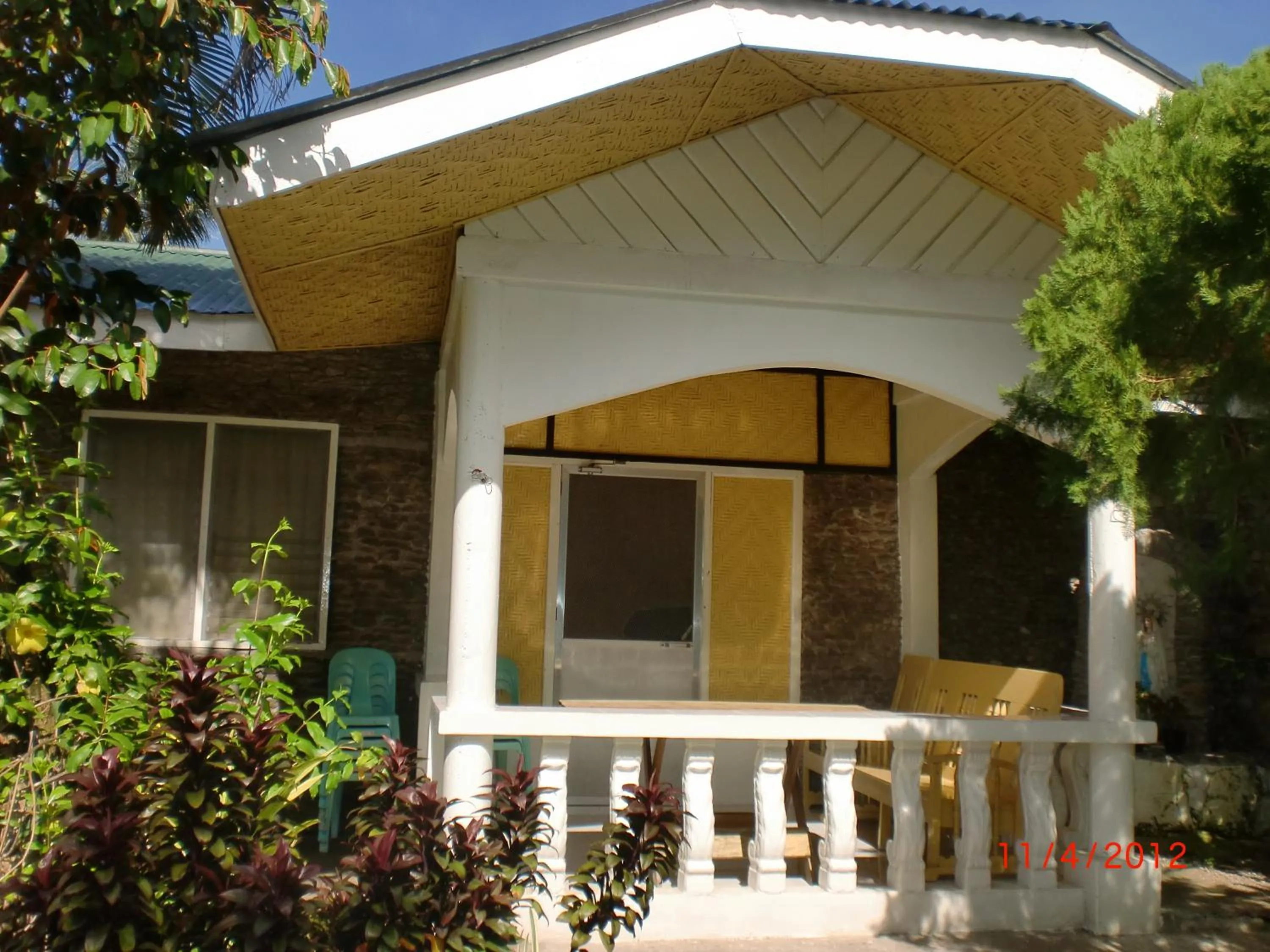 Facade/entrance in Pabua's Cottages