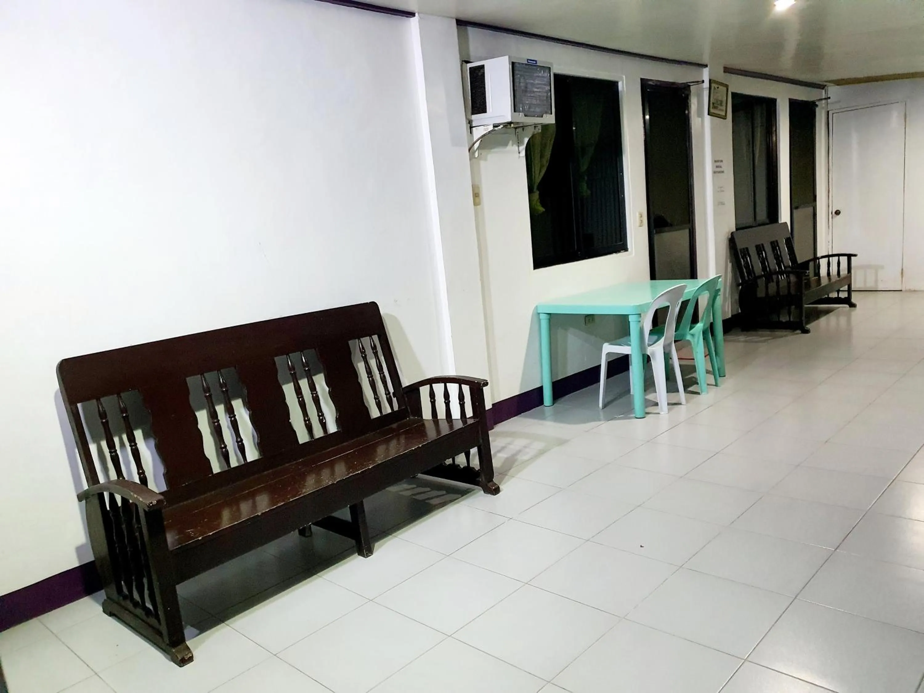 Seating area in Pabua's Cottages