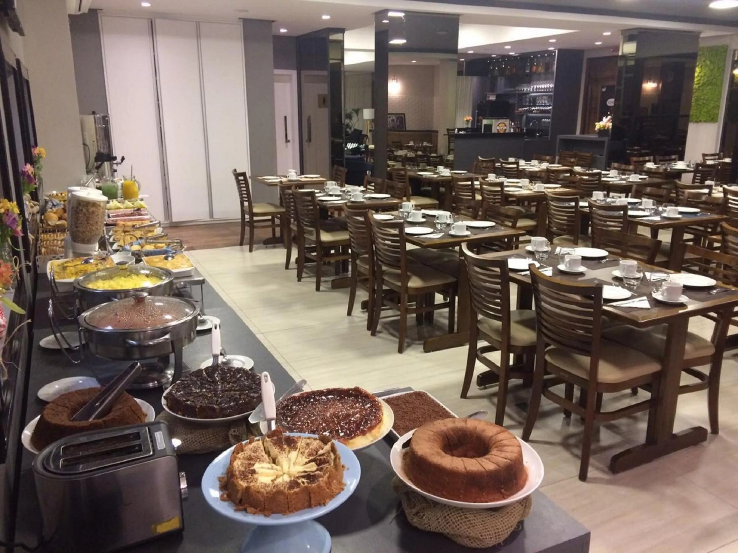 Buffet breakfast in Blue Hill Hotel