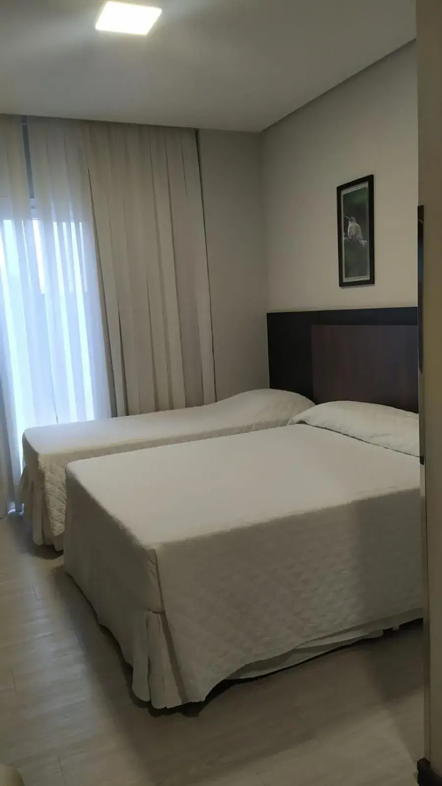 Triple Room - single occupancy in Blue Hill Hotel Triple Room - single occupancy in Blue Hill Hotel