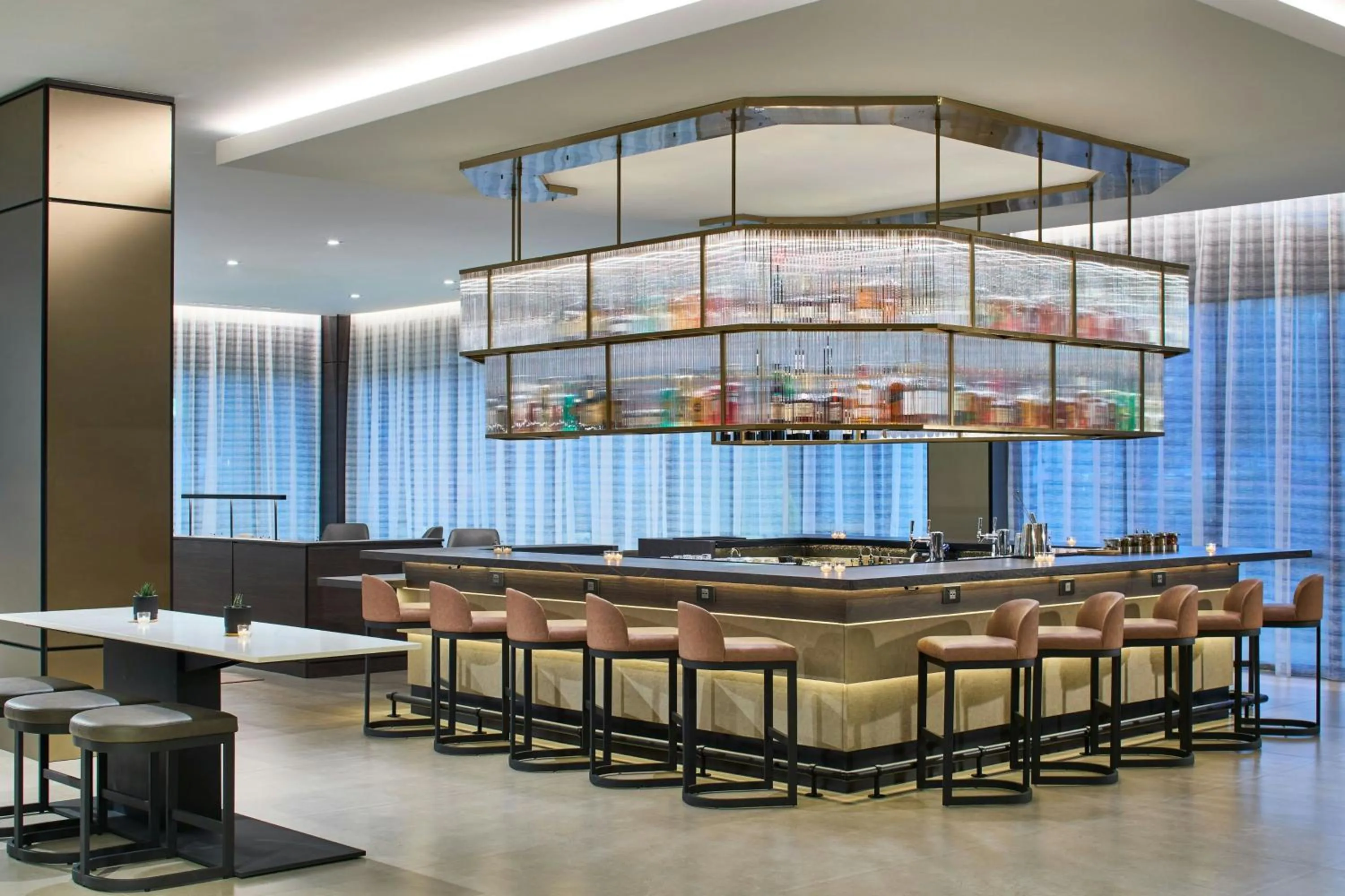 Lounge or bar in AC Hotel by Marriott Auburn