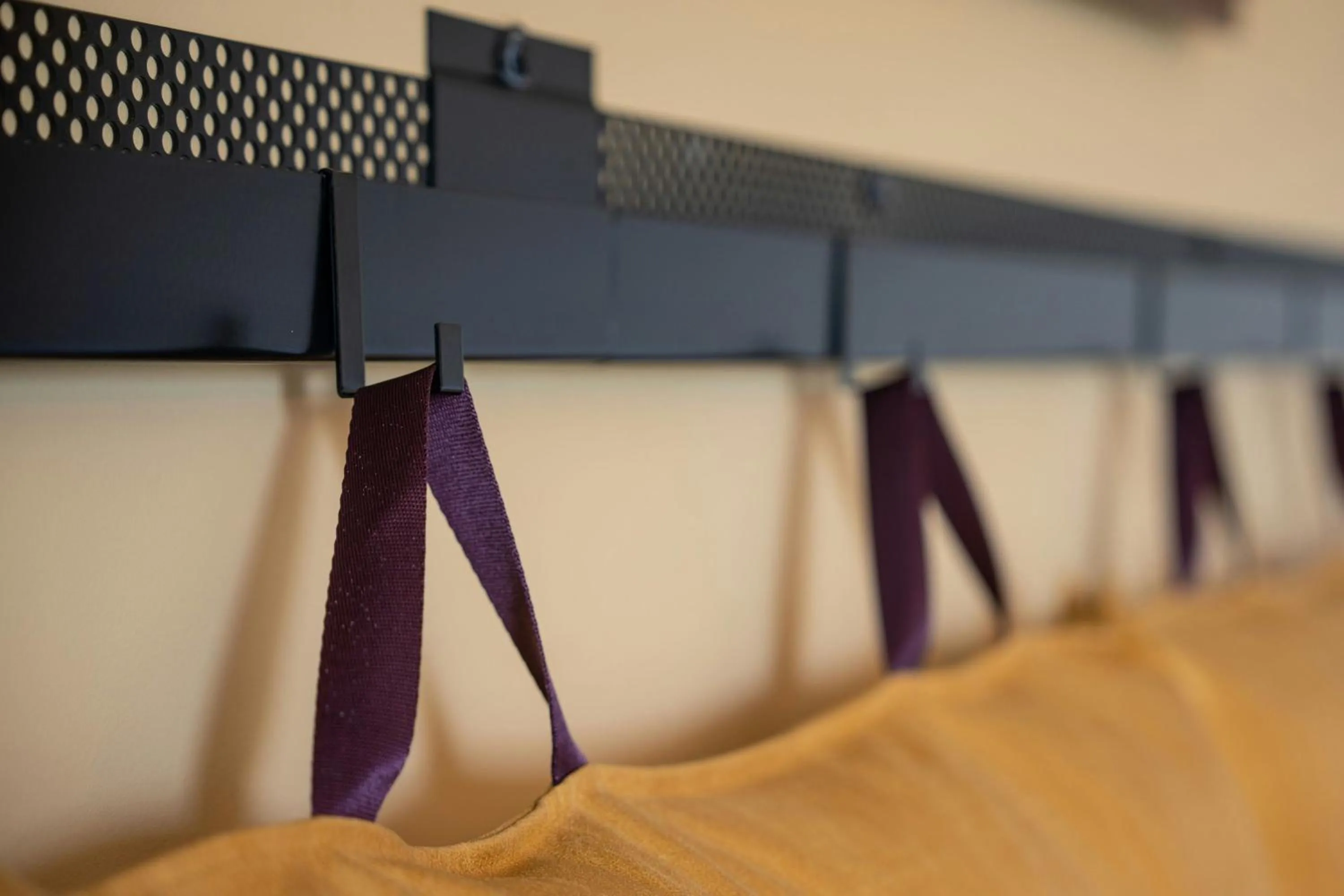 Photo of the whole room in Moxy Fayetteville