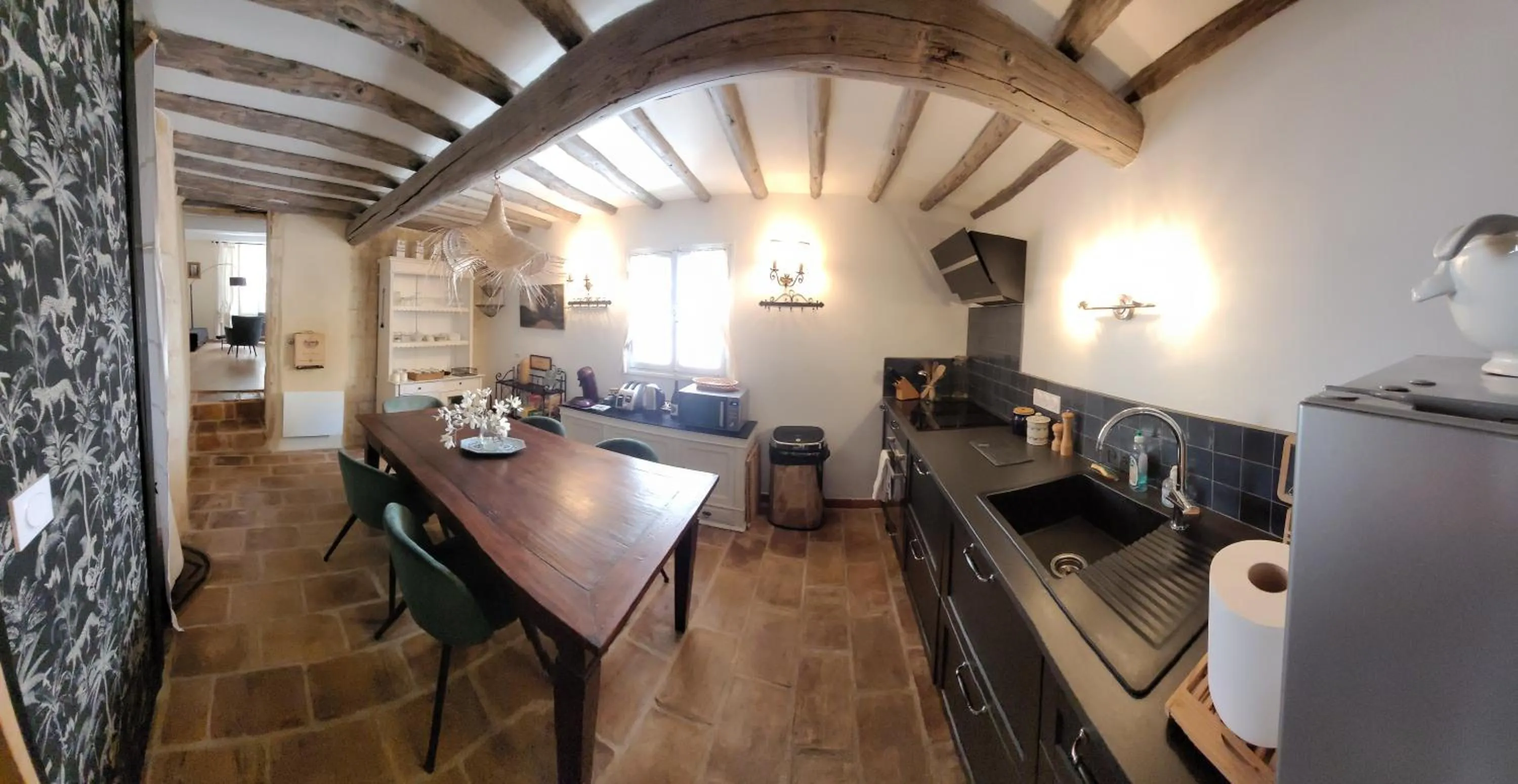 stove in Boutique Hôtel Entraigues