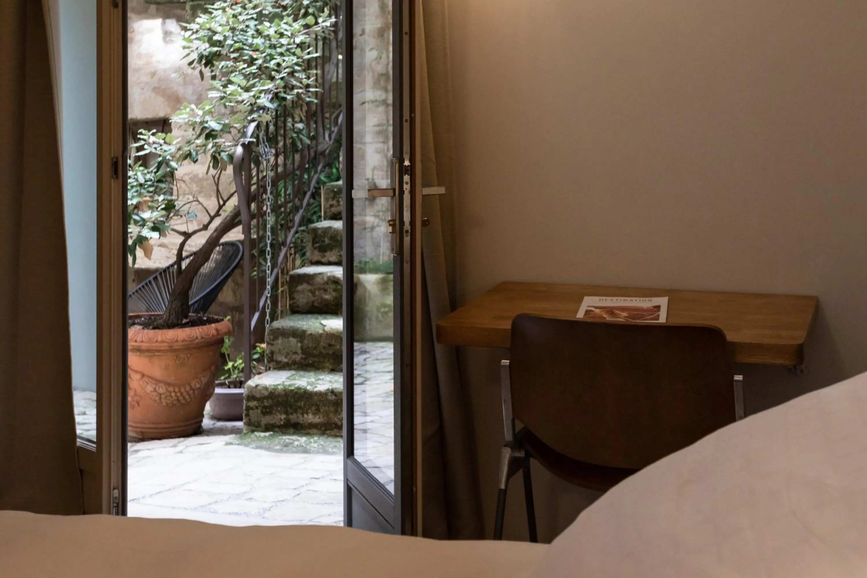 Decorative detail in Boutique Hôtel Entraigues