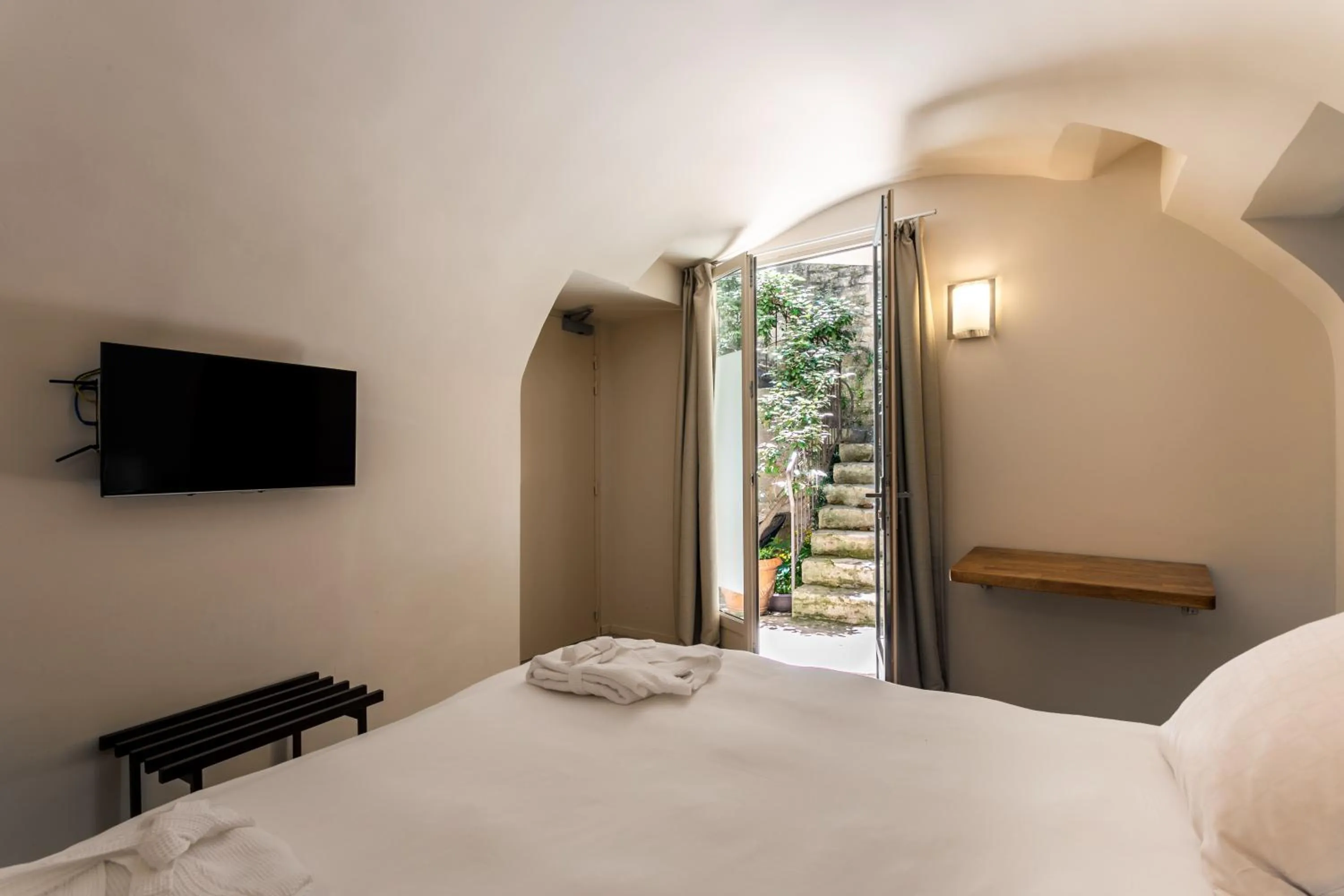 Bed in Boutique Hôtel Entraigues