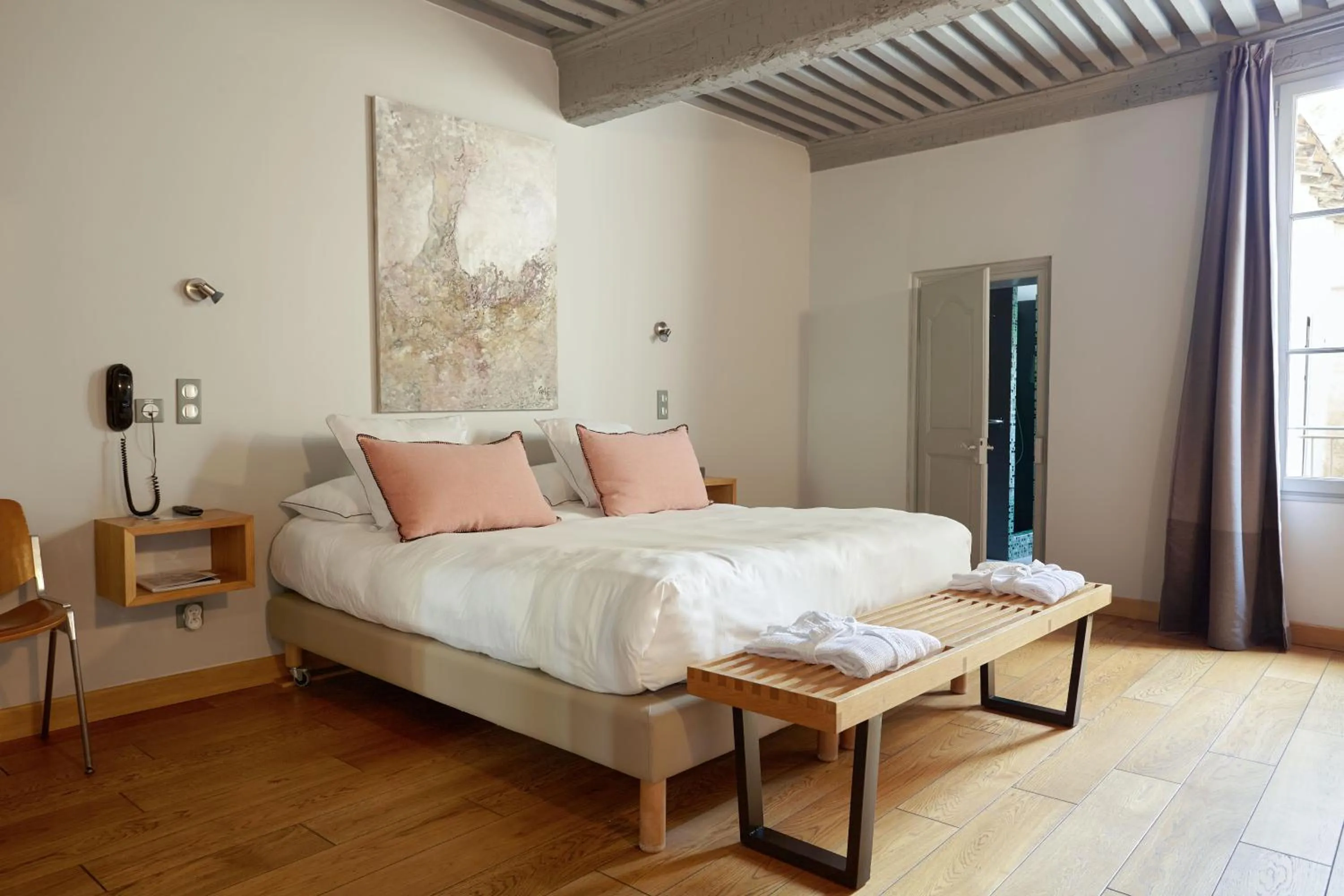 Bed in Boutique Hôtel Entraigues