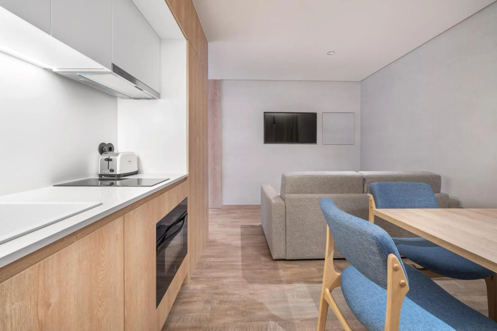 Kitchen or kitchenette in Moov Apartments Boavista