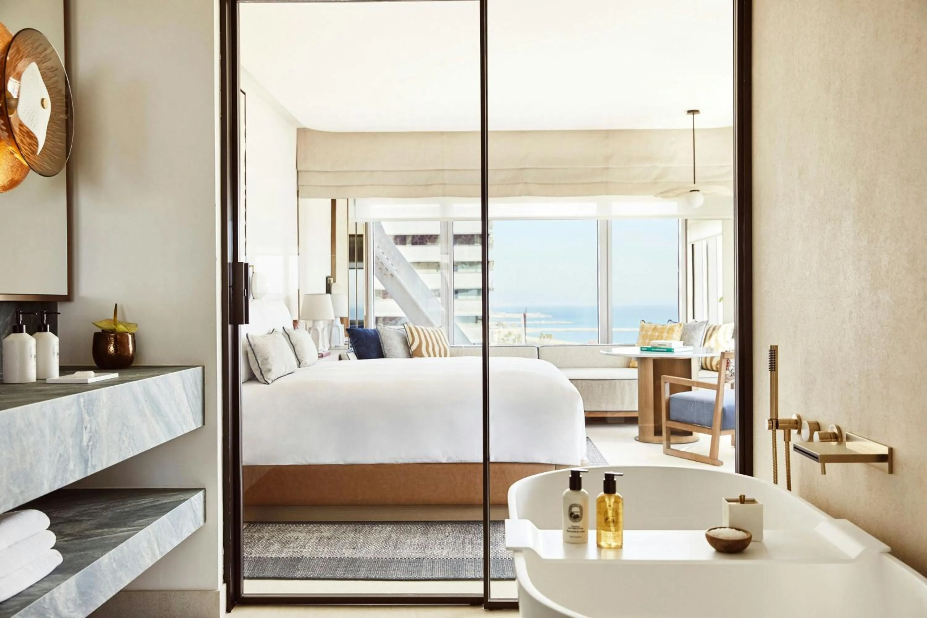 Bathroom, Bed in Hotel Arts Barcelona