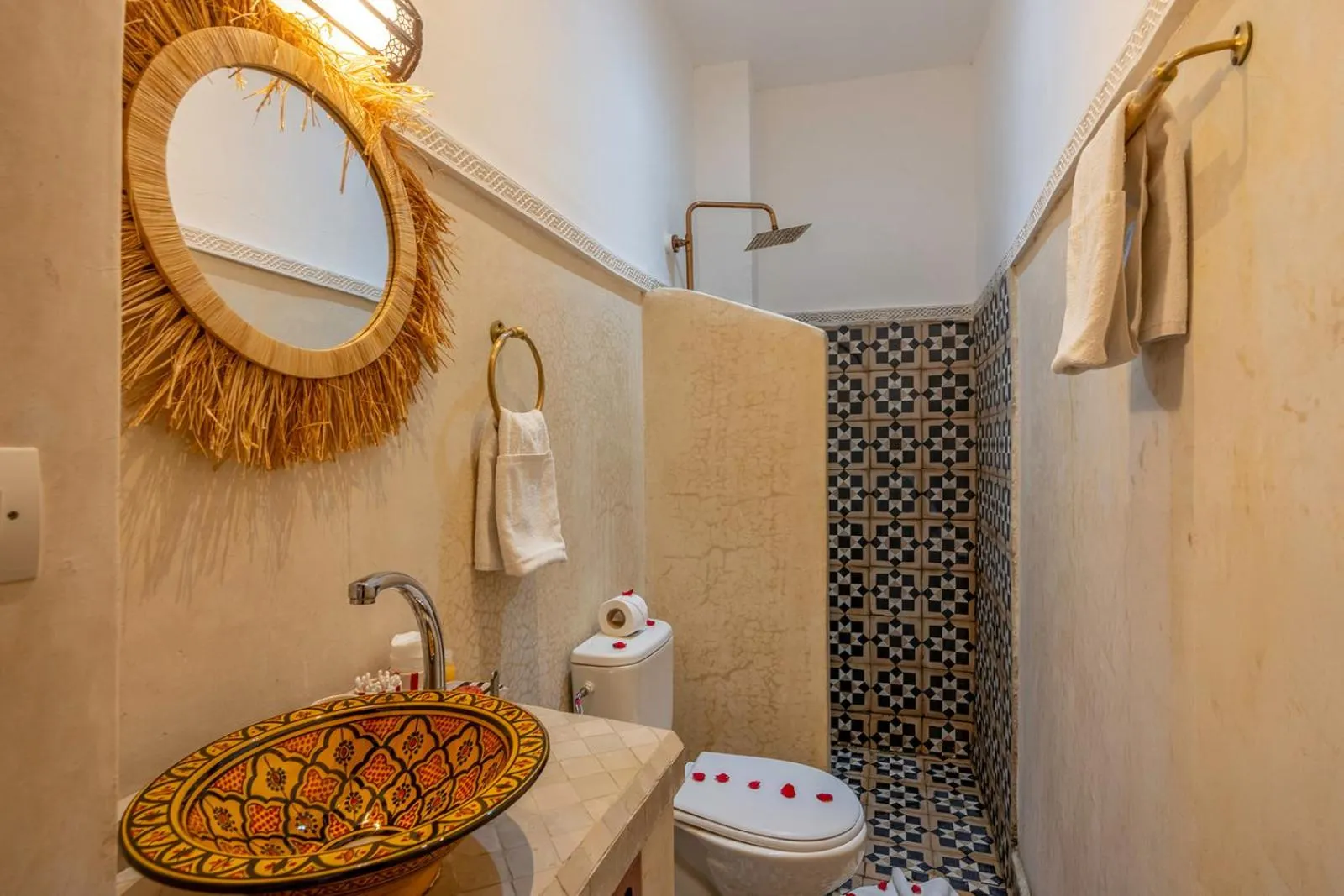 Bathroom in Riad Jowara