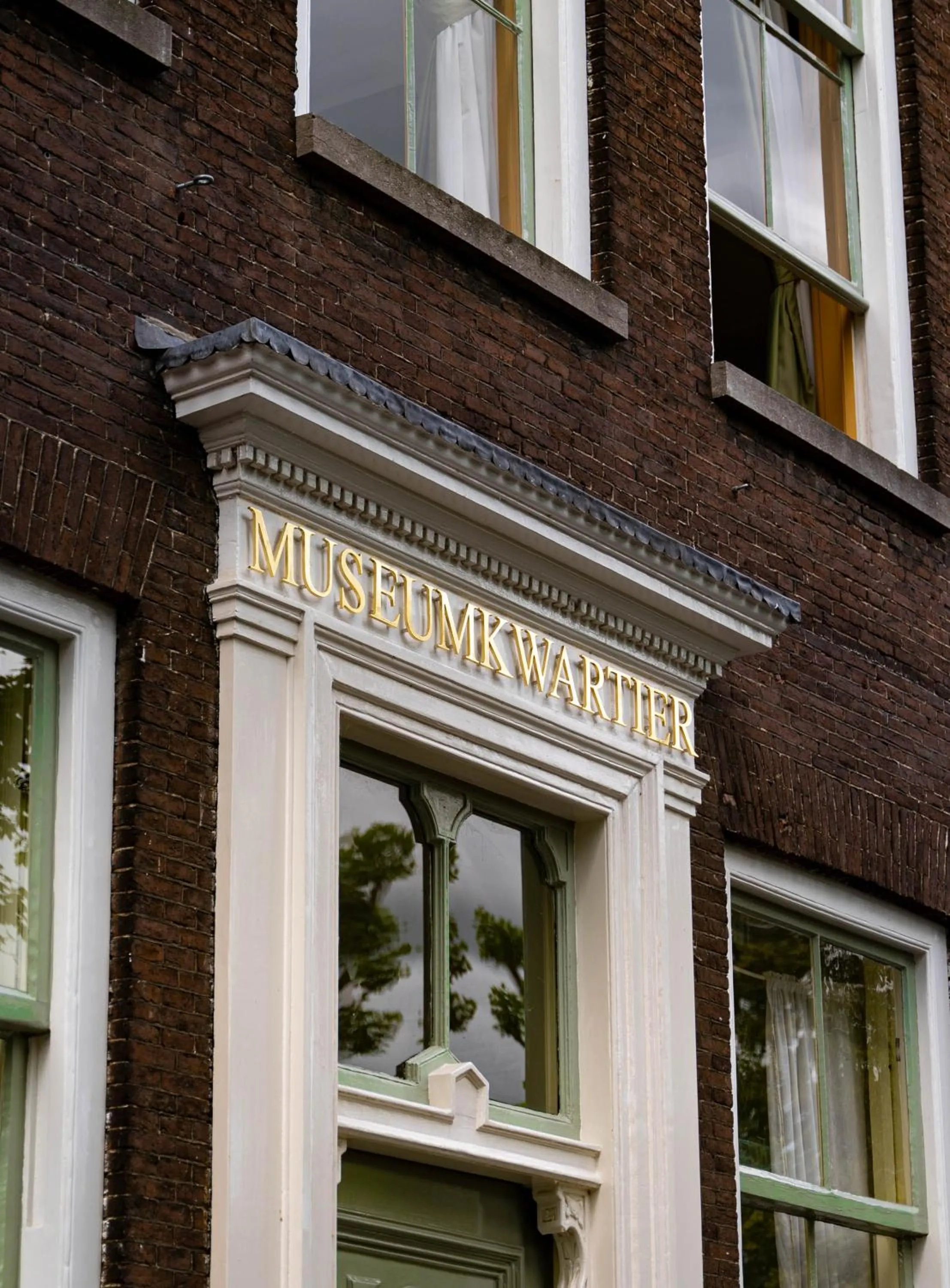 Property logo or sign in Boutique Hotel Museumkwartier