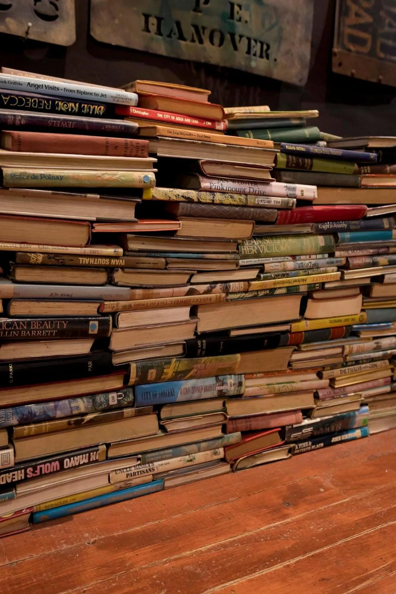 Lounge or bar in The Hanover Luxury Hotel