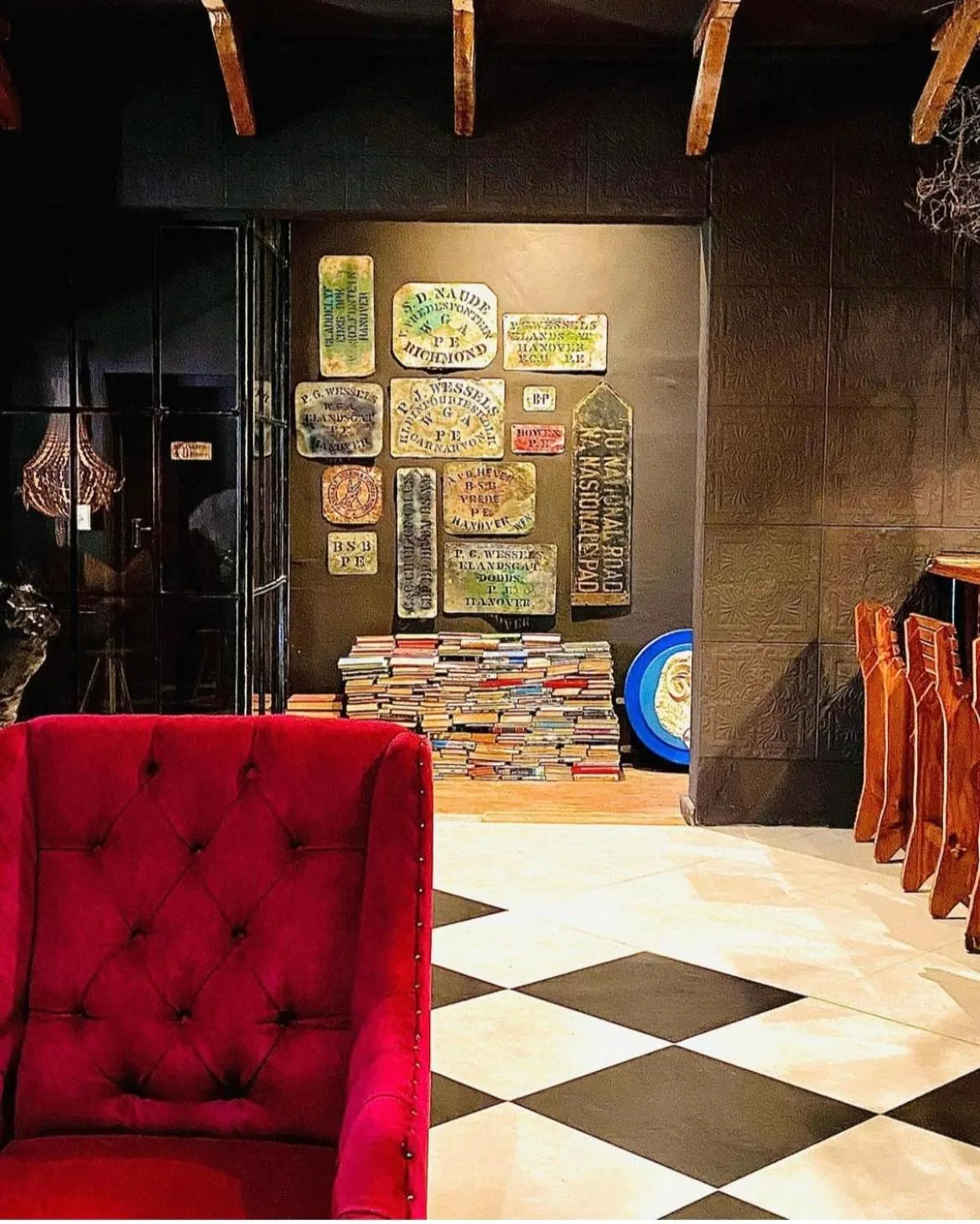 Lounge or bar in The Hanover Luxury Hotel