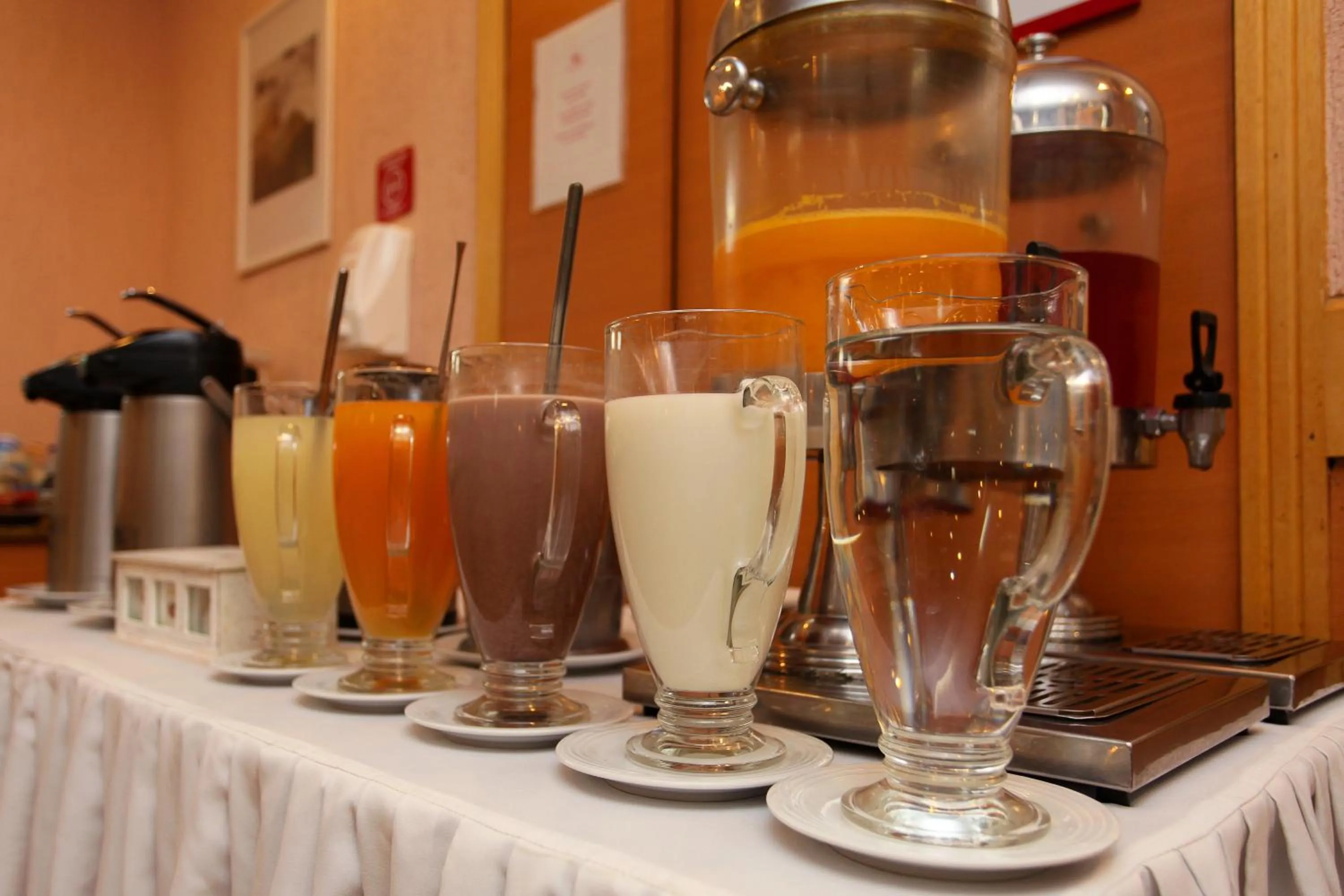 Restaurant/places to eat in Hotel Vermont Ipanema