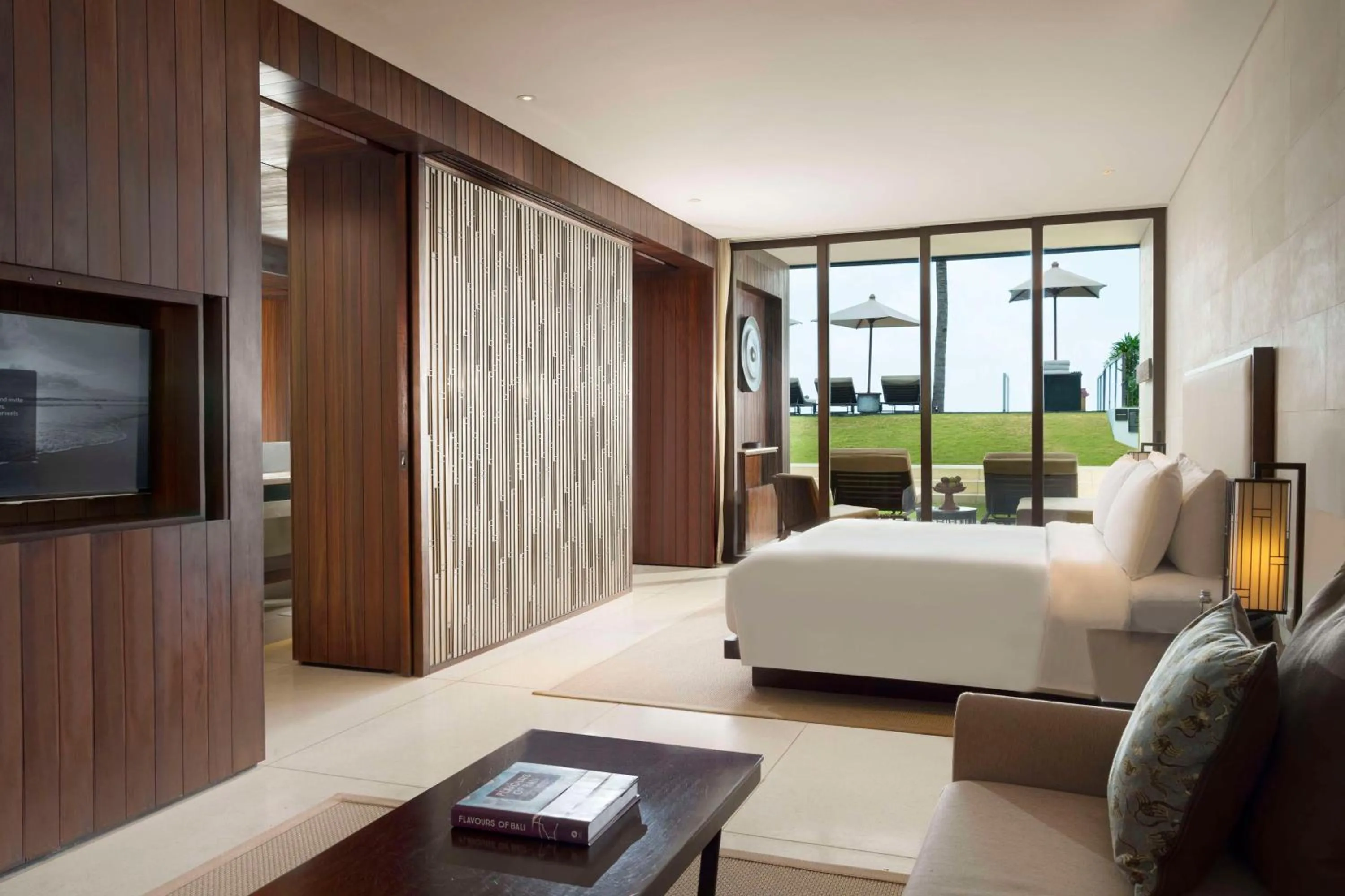 Photo of the whole room, Bed in Alila Seminyak