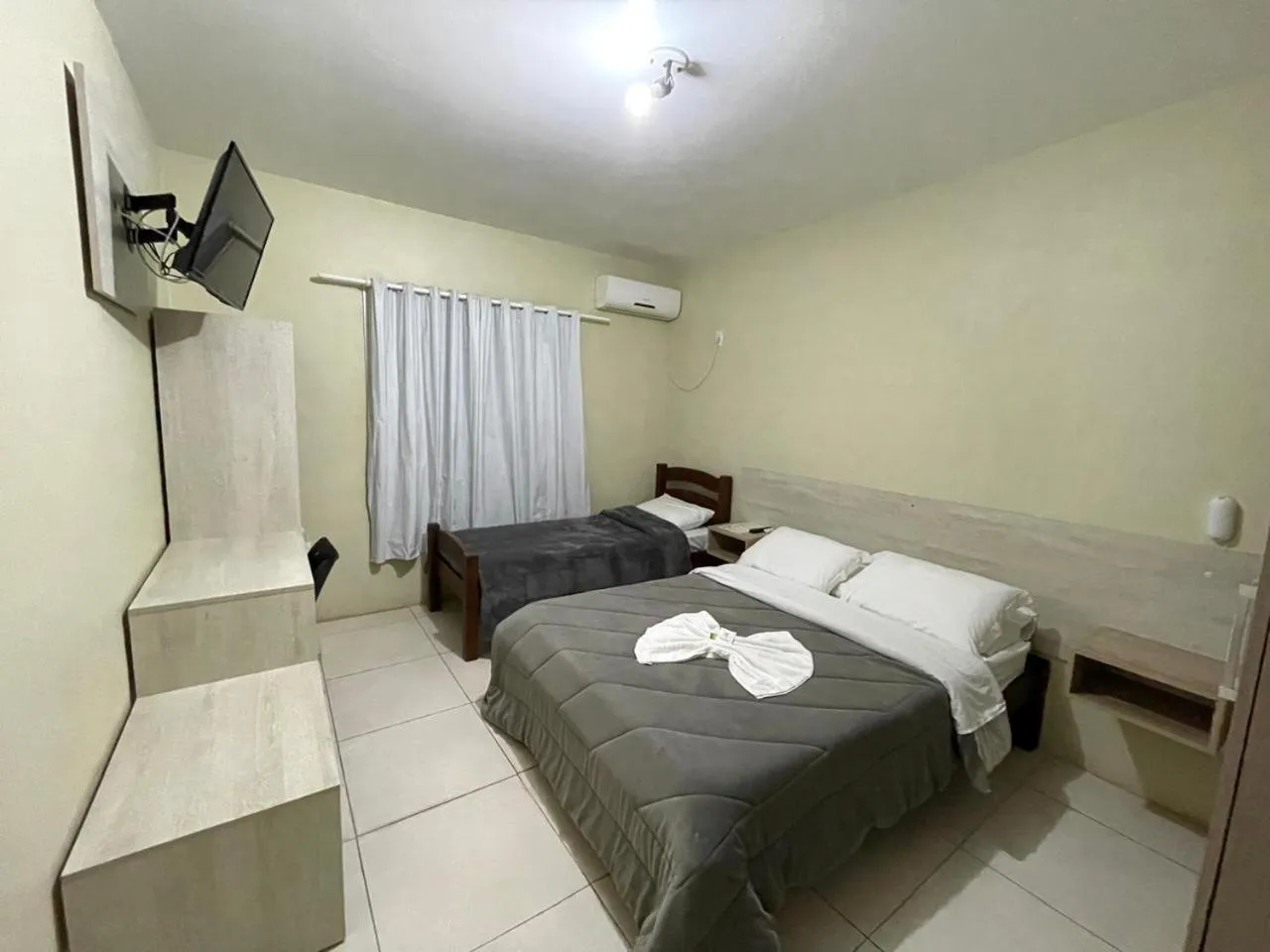 Bed in Marechal Plaza Hotel