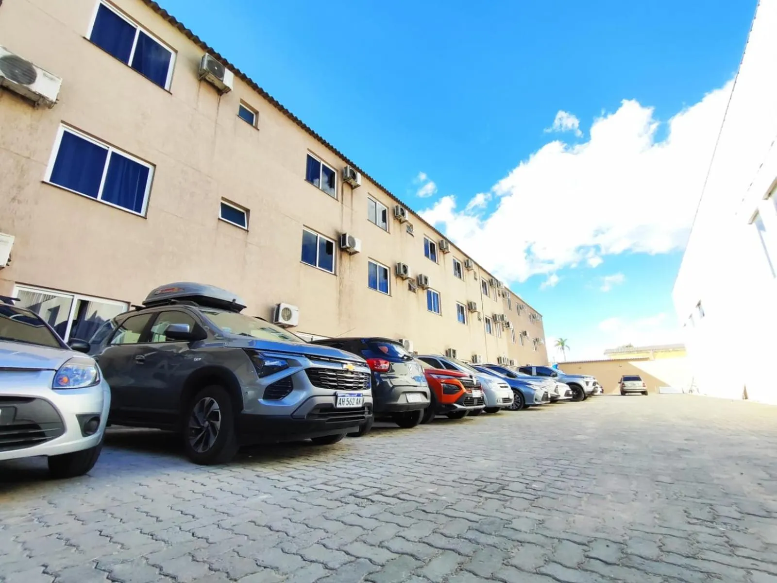 Parking in Marechal Plaza Hotel