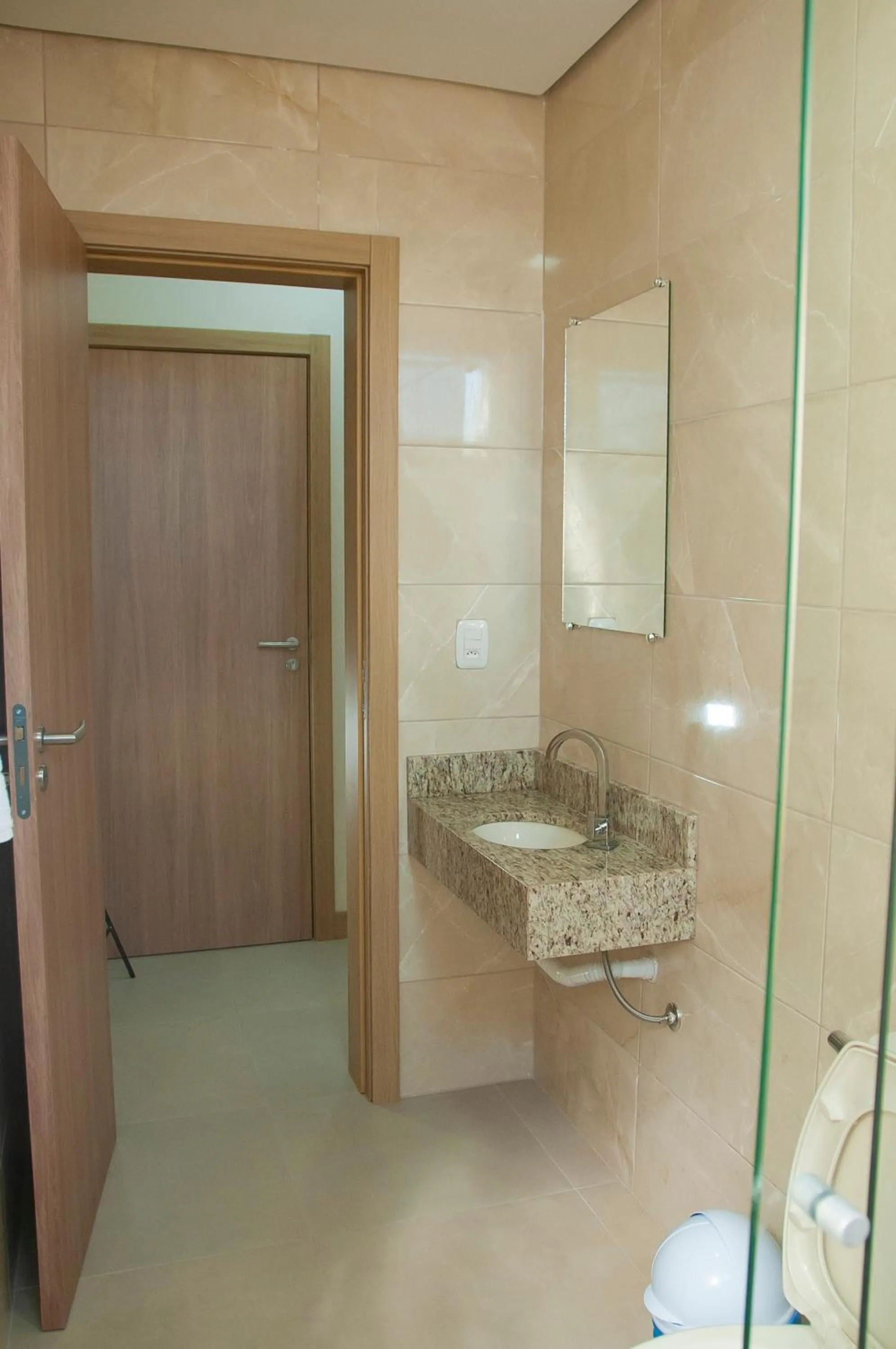 Bathroom in Marechal Plaza Hotel