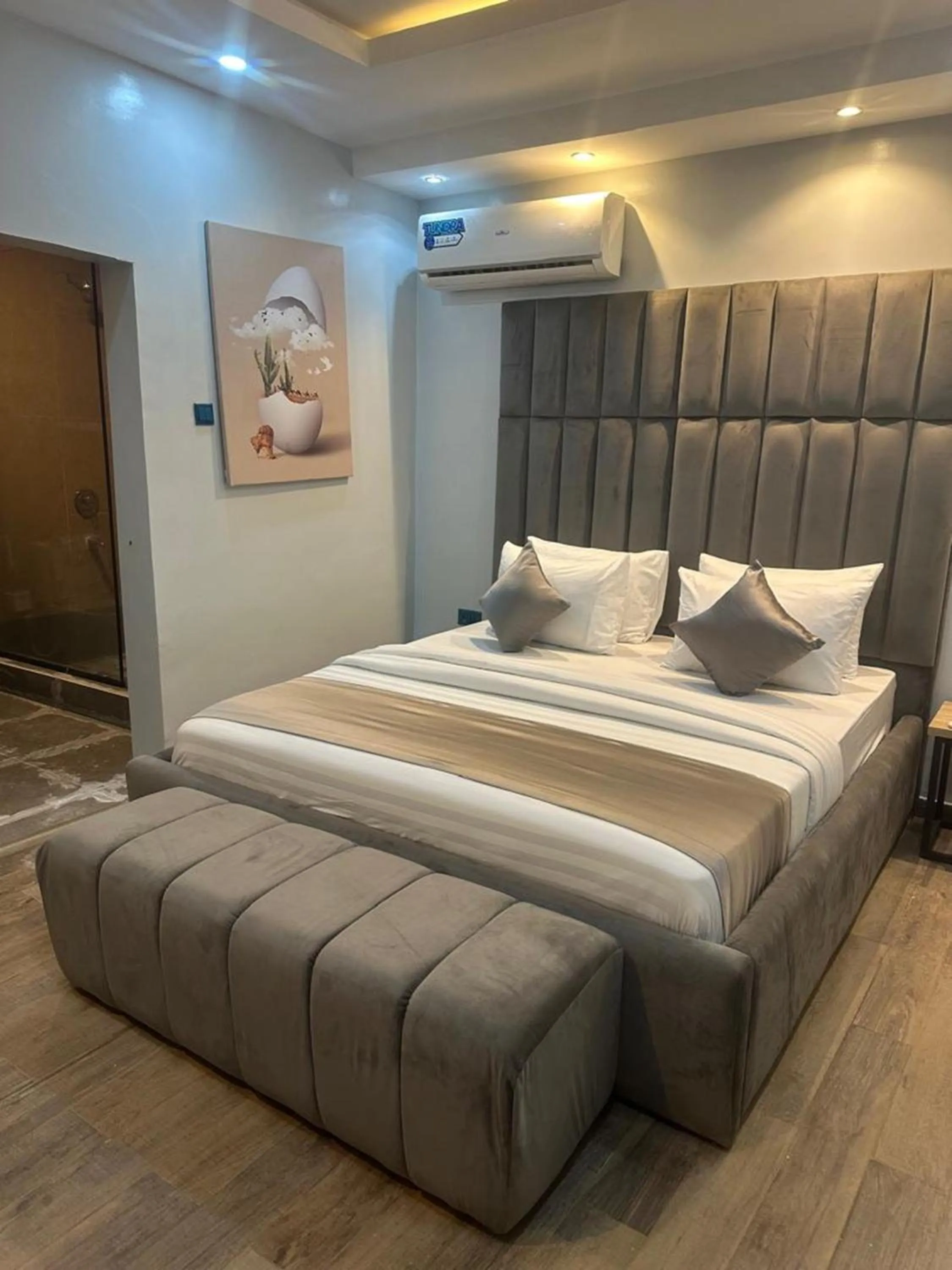 Photo of the whole room, Bed in Lakehamm Residence