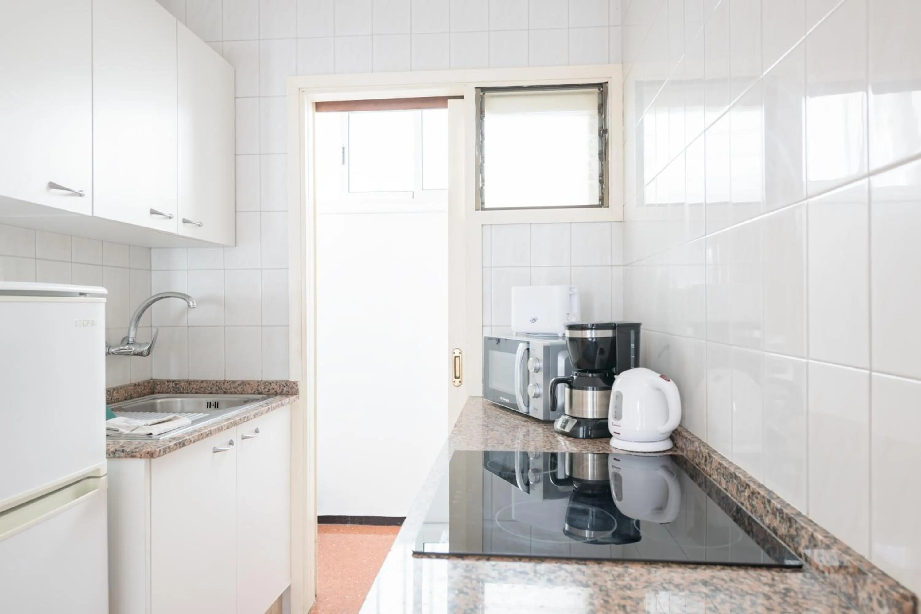 kitchen in Apartamentos las Góndolas