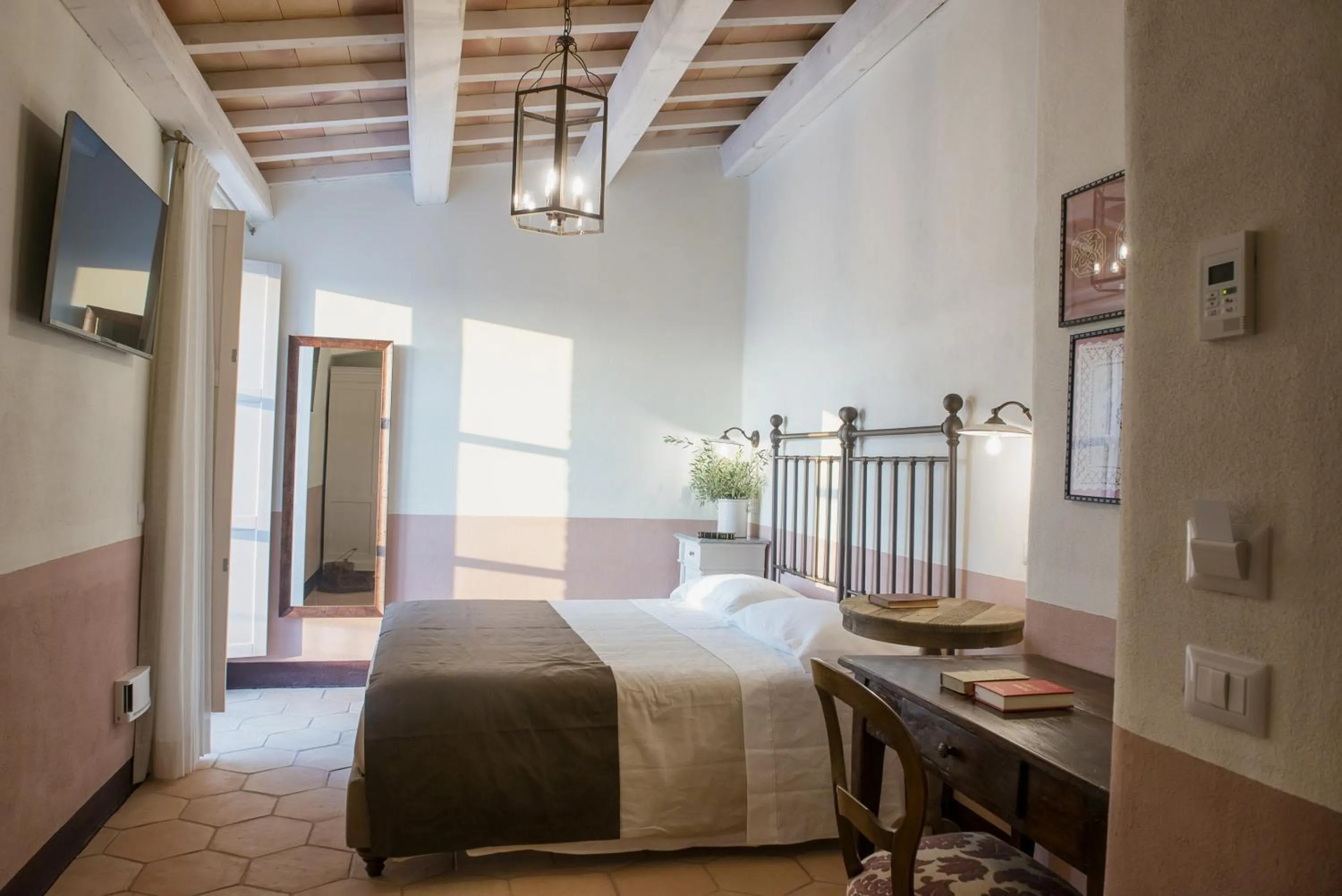 hair dresser, Bed in Villa Sant'Angelo