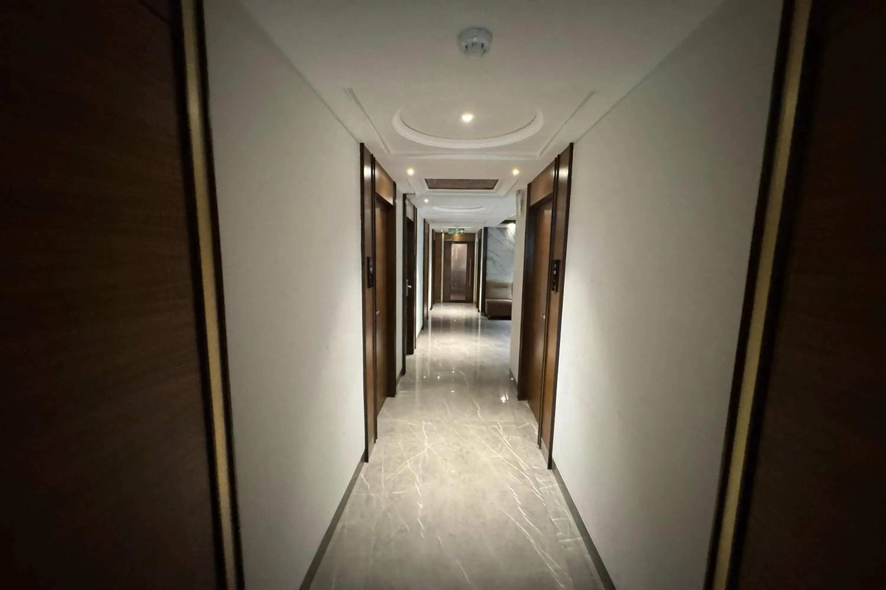 Area and facilities in Hotel Dwaraka Residency