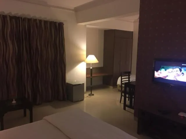 Photo of the whole room, Bed in Shiva Oasis Resort