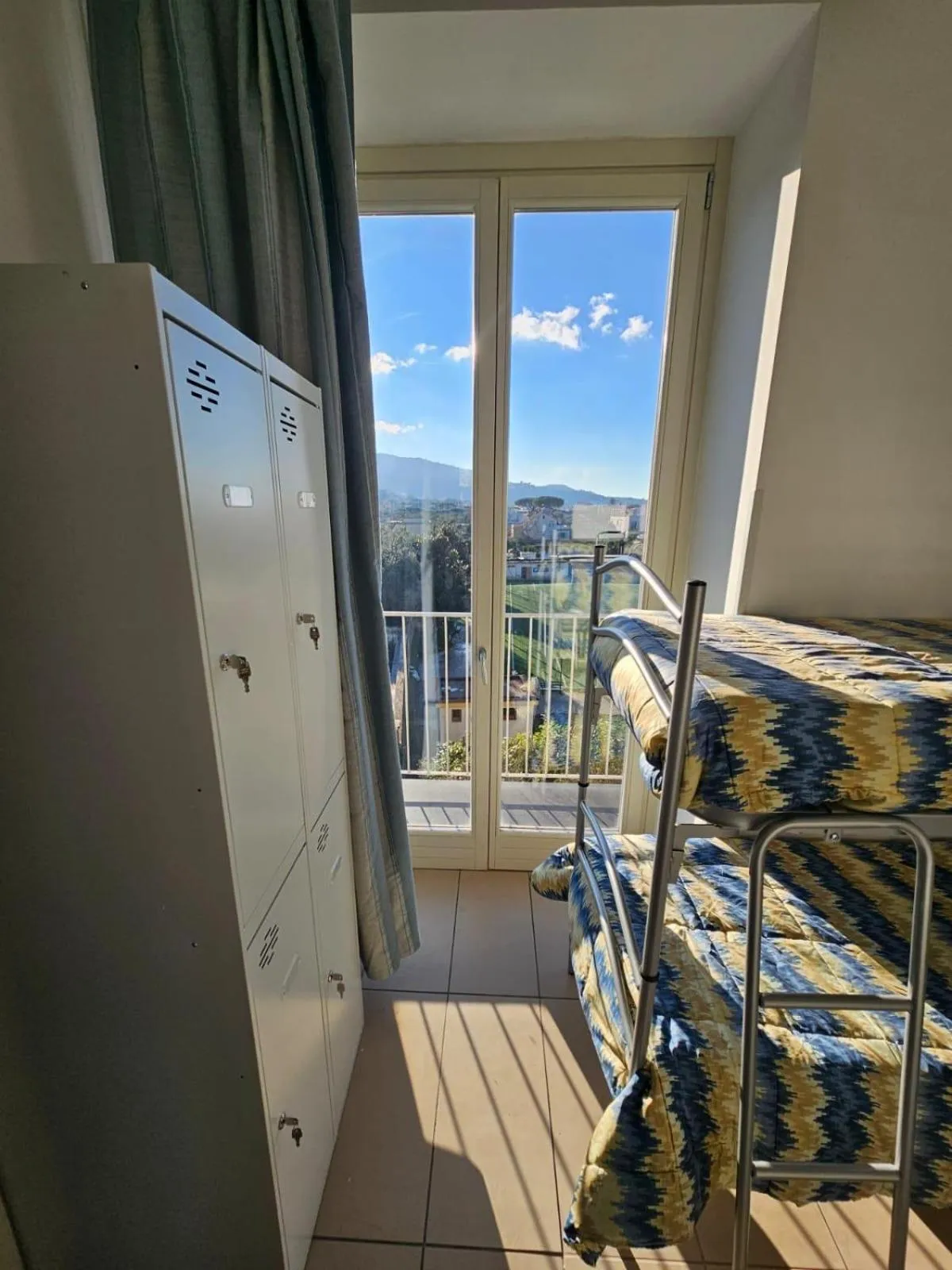 Seven Hostel & Rooms