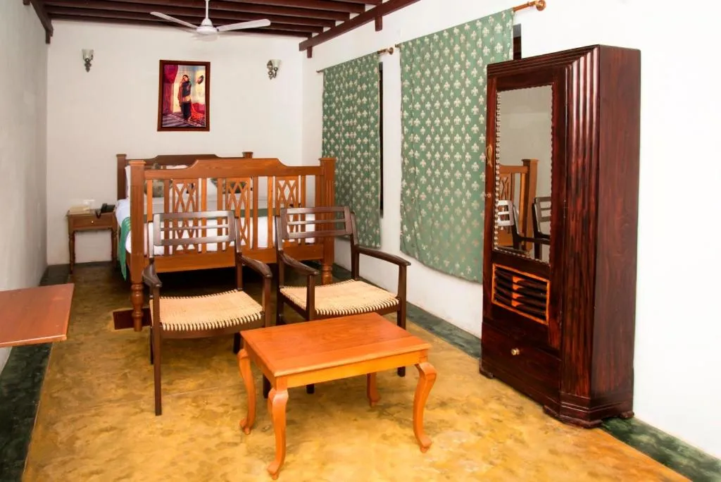 Bed in Esparan Heritage