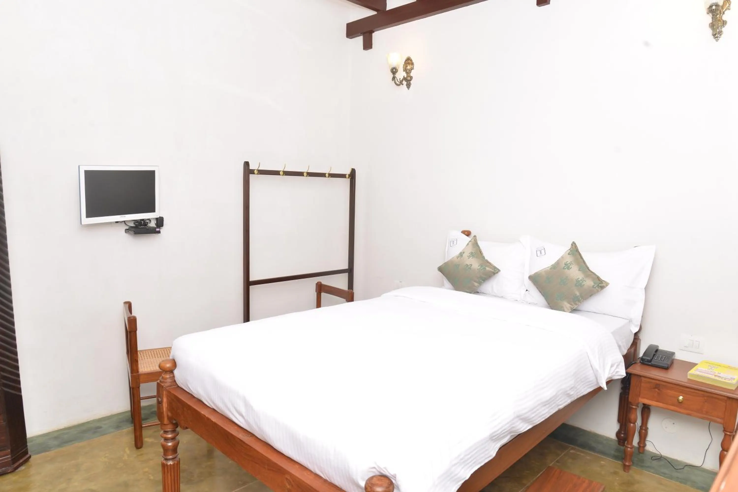 Bed in Esparan Heritage