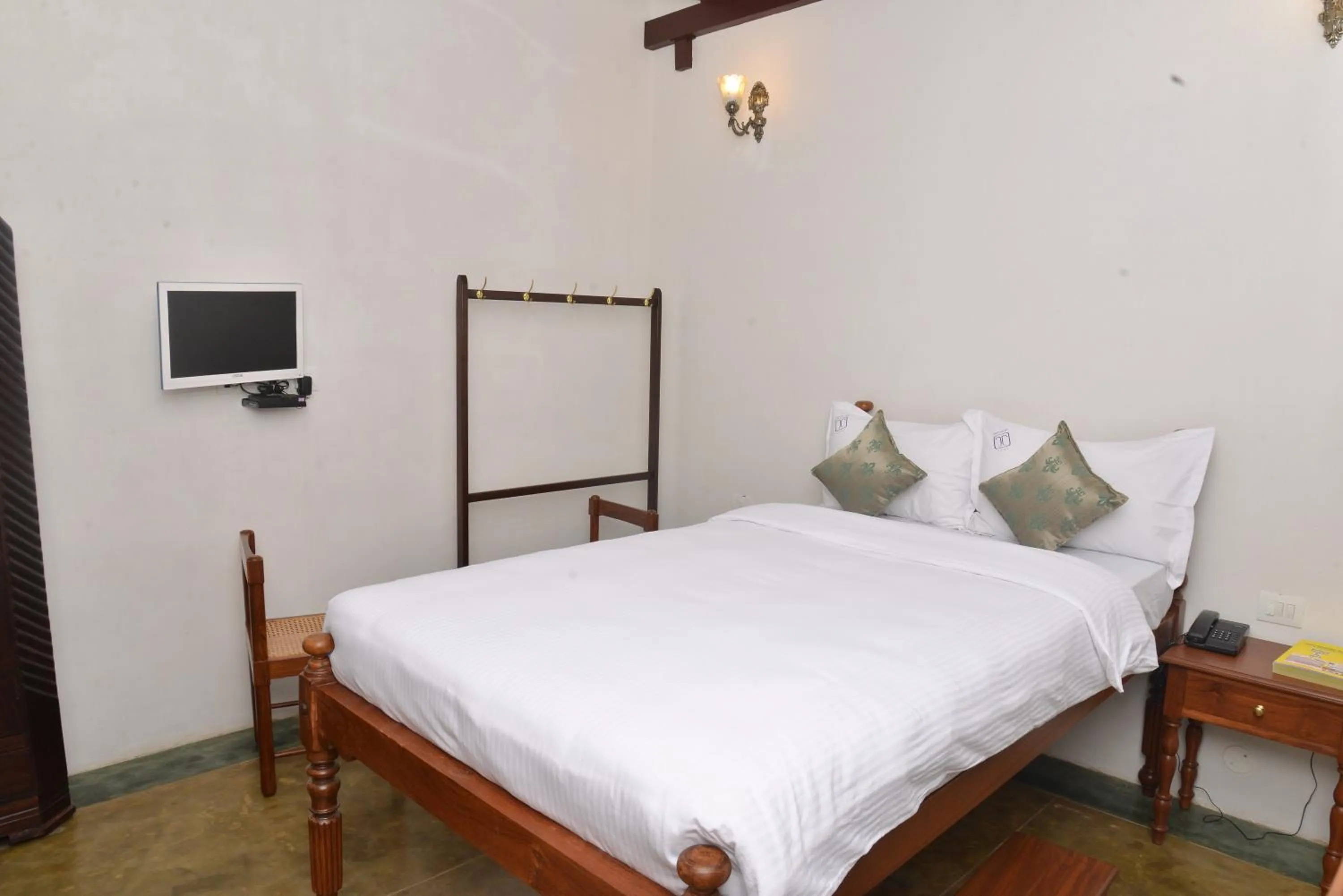 Bed in Esparan Heritage