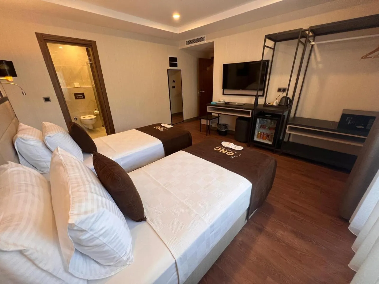 Photo of the whole room, Bed in Gnc Airport Hotel