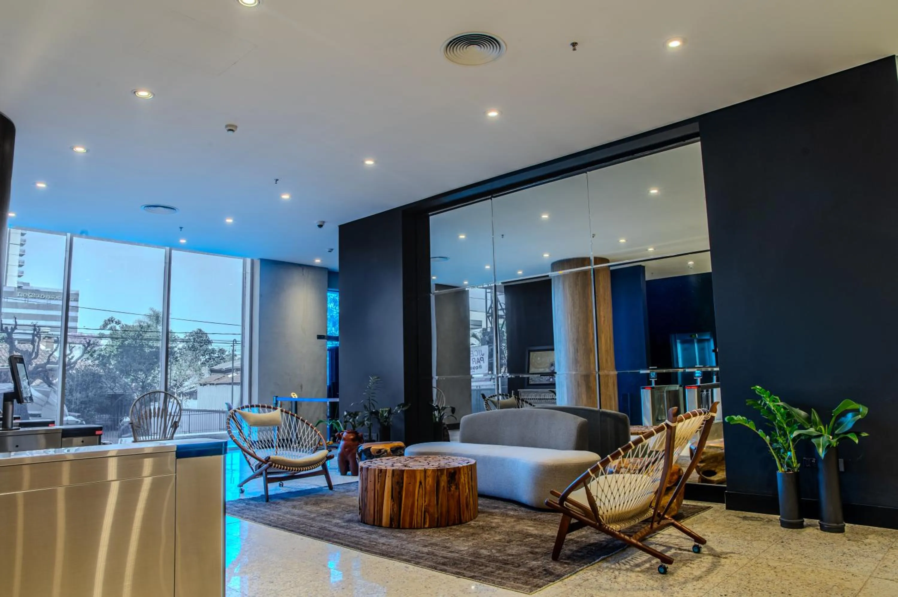 Lobby or reception in Alula Hotel Encarnacion